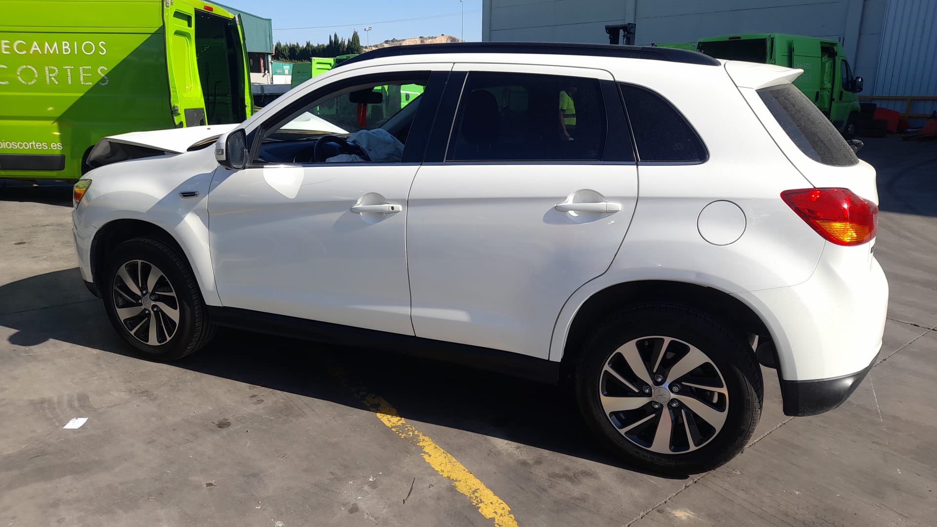 MITSUBISHI ASX 1 generation (2010-2020) Galinių dešinių durų stiklo pakelėjas 5743A178 18557295