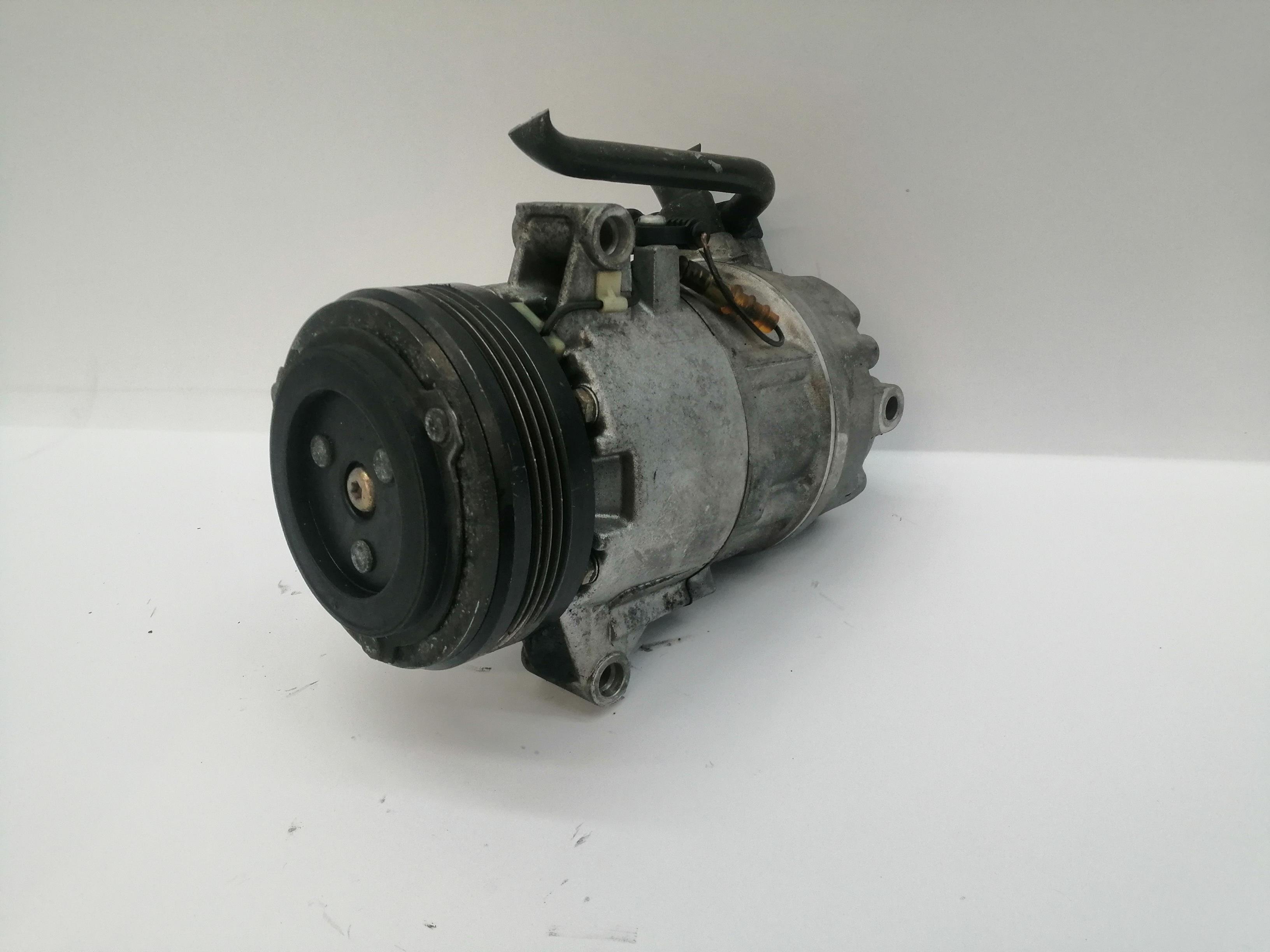 AUDI 5 Series E39 (1995-2004) Air Condition Pump 24032662