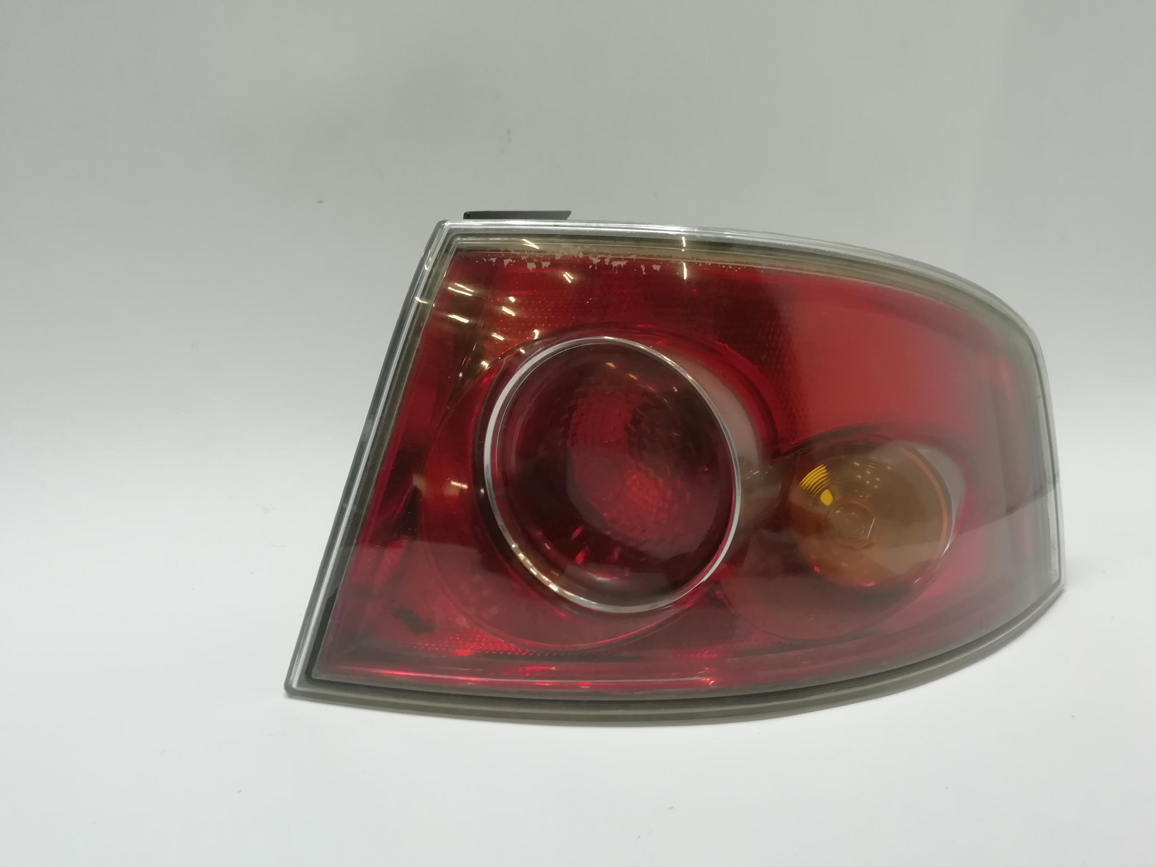 SEAT Cordoba 2 generation (1999-2009) Rear Right Taillight Lamp 6L6945112B 22343446