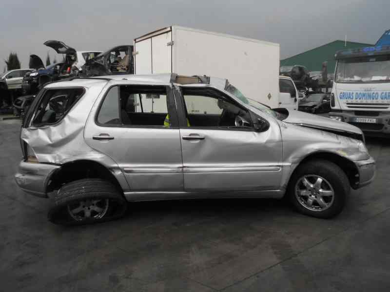 MERCEDES-BENZ M-Class W163 (1997-2005) Редуктор передний A1633300505 18362312