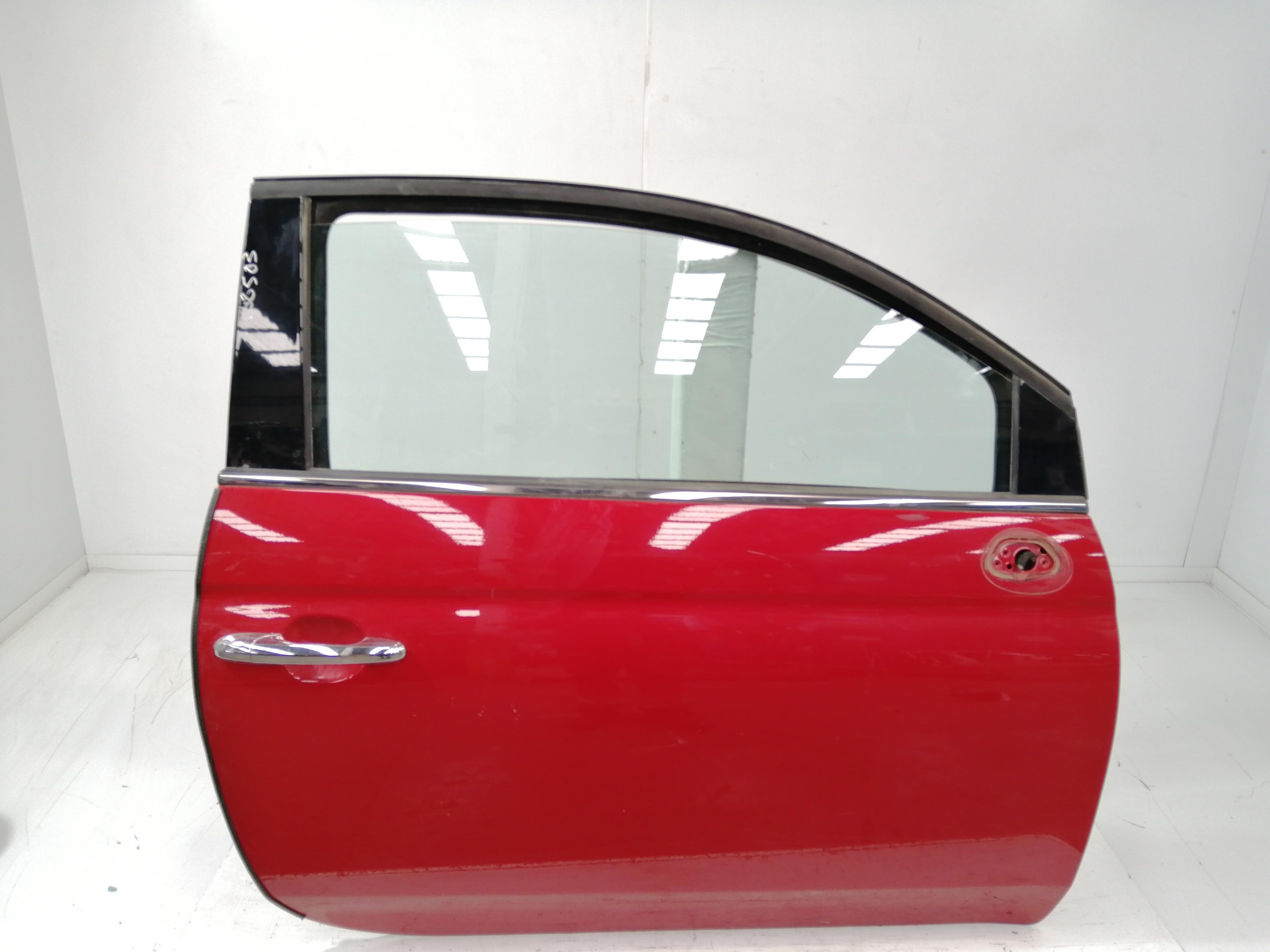 FIAT 500 2 generation (2008-2024) Передняя правая дверь 51779919 25083212