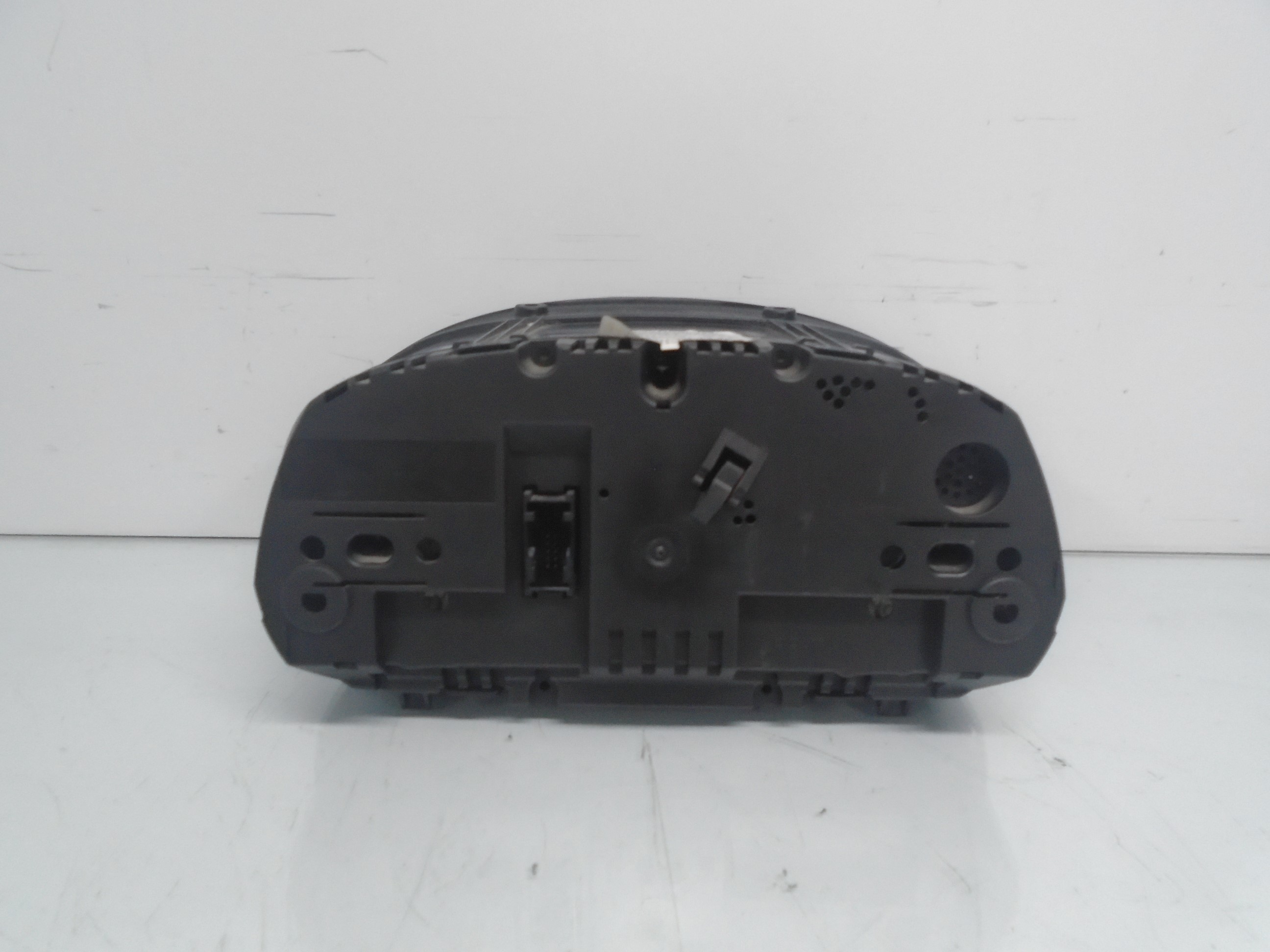 BMW X1 E84 (2009-2015) Compteur de vitesse 62109316127 25200646