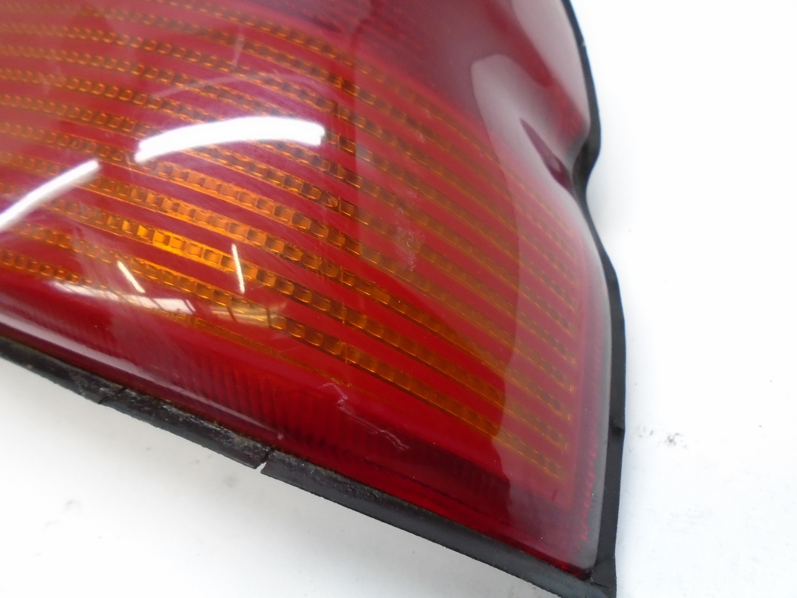 FORD Rear Right Taillight Lamp 1052428 18529641