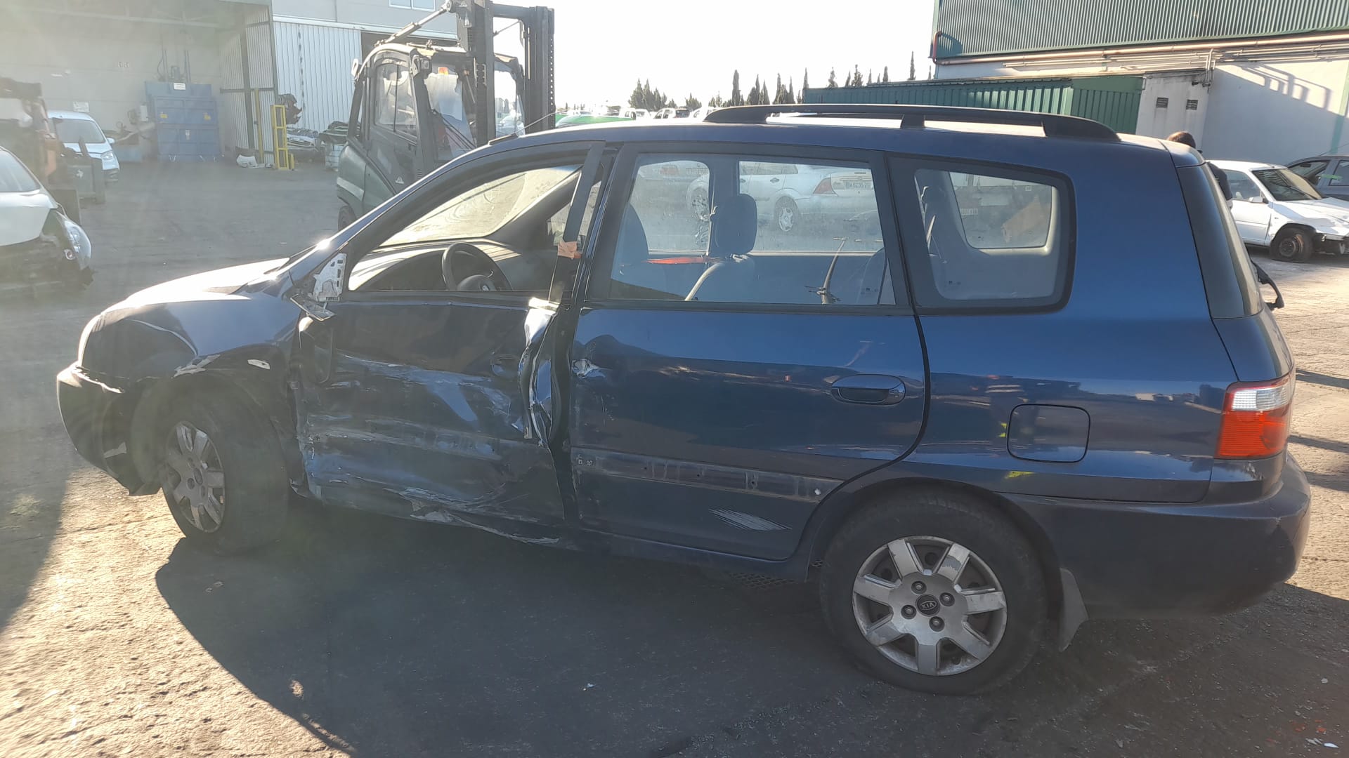 KIA Carens 2 generation (2002-2006) Наружная ручка передней правой двери K2N158410, AZUL 18645882