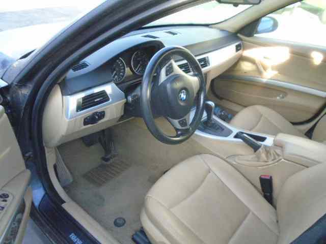 BMW 3 Series E90/E91/E92/E93 (2004-2013) Priekinių kairių durų stiklo pakelėjas 51337140587 18426247