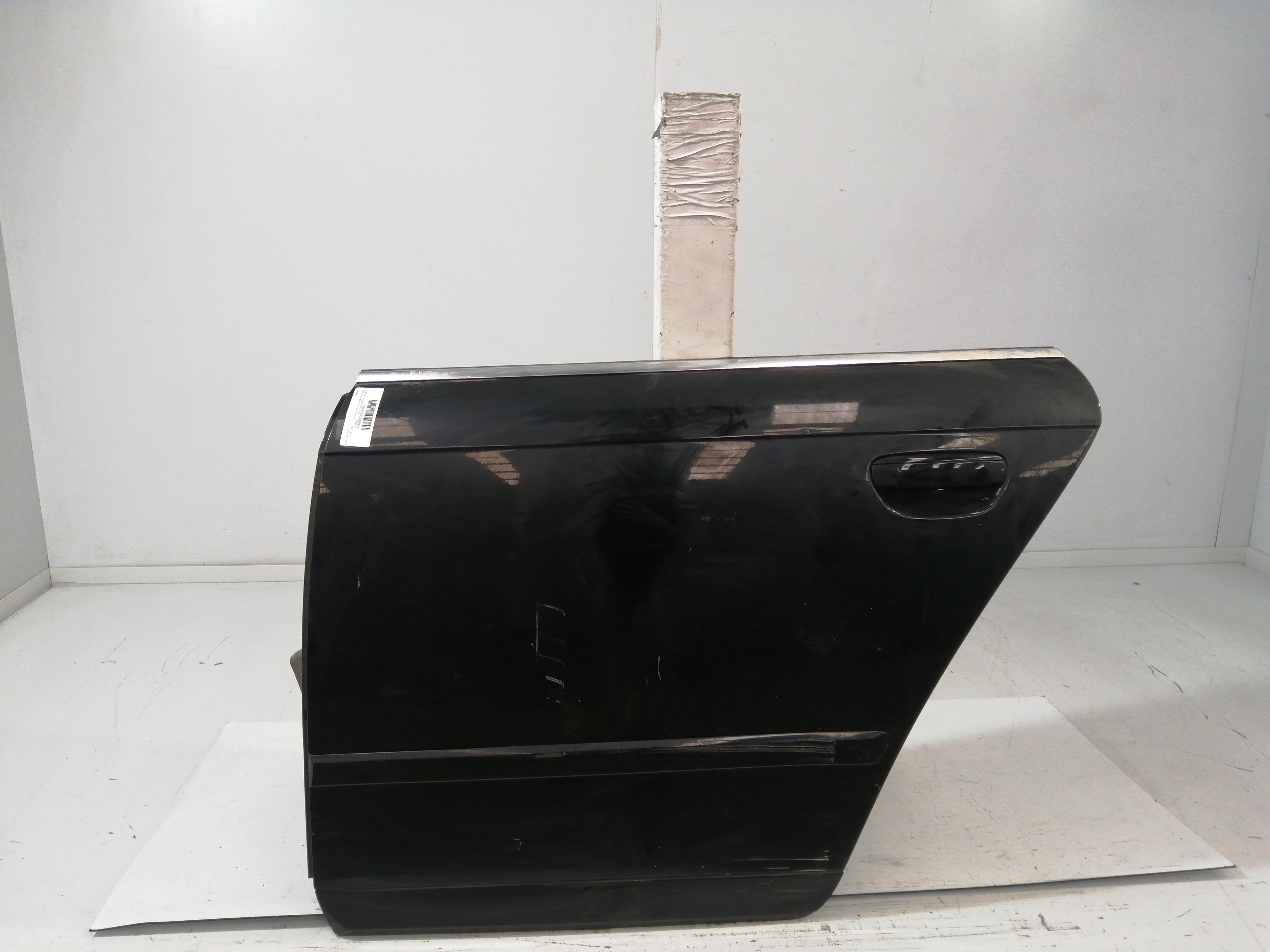 SEAT Exeo 1 generation (2009-2012) Aizmugurējās kreisās durvis 3R0833051 18446593