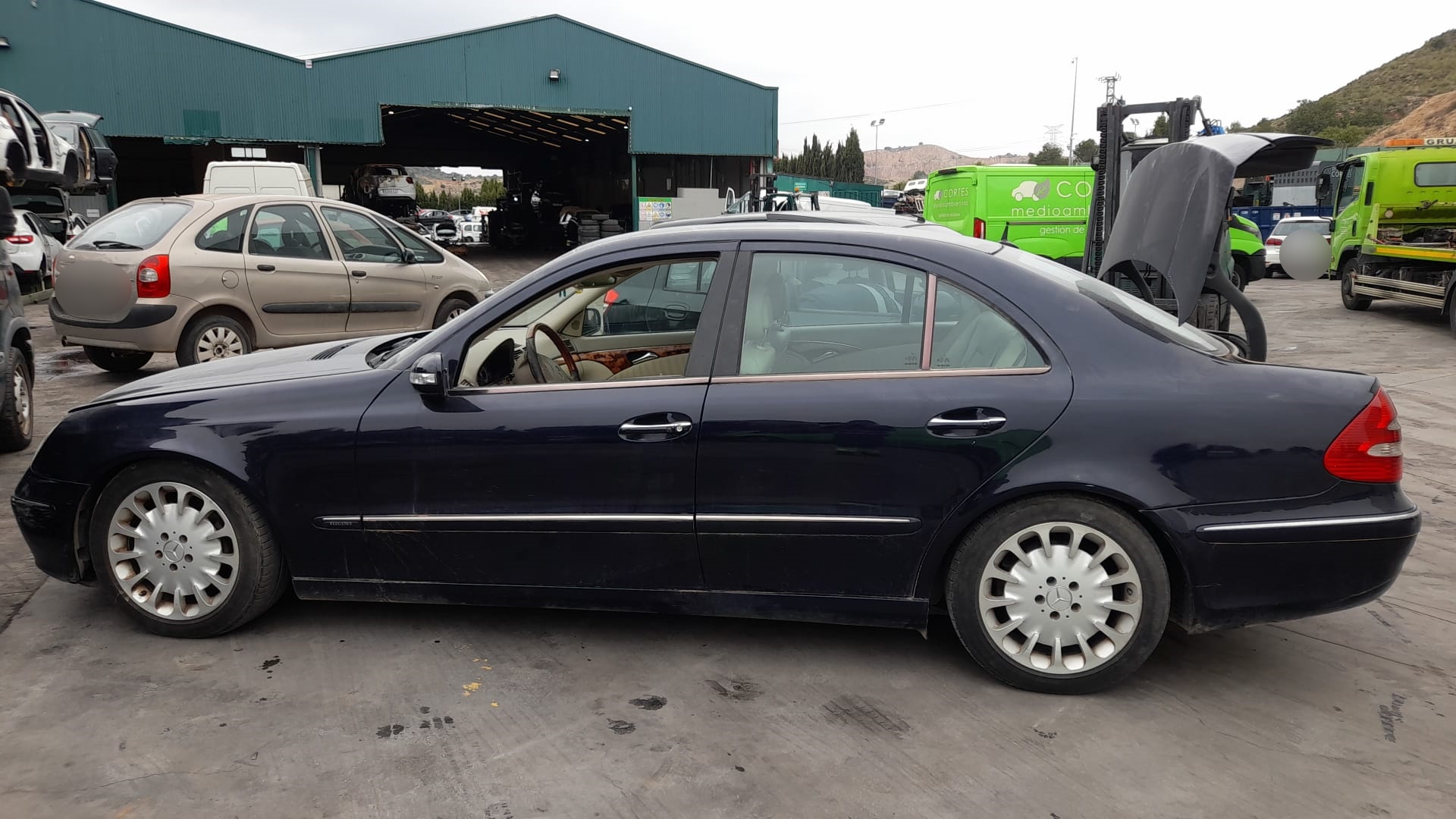 MERCEDES-BENZ E-Class W211/S211 (2002-2009) Дверь задняя левая A2117300105 18540595