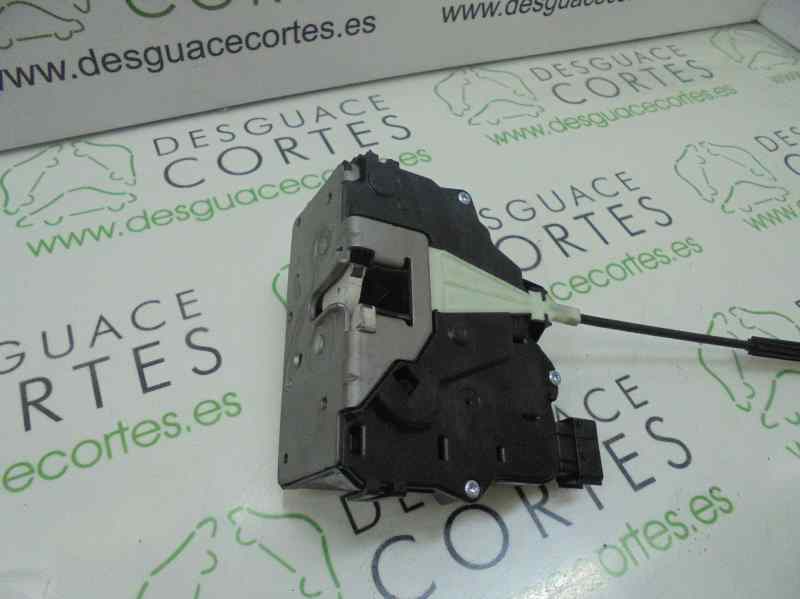 OPEL Corsa D (2006-2020) Front Right Door Lock 13431840 18393306