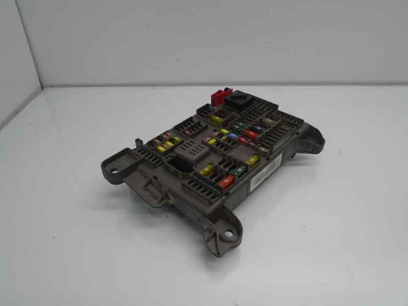 BMW X6 E71/E72 (2008-2012) Fuse Box B010105300 18471329