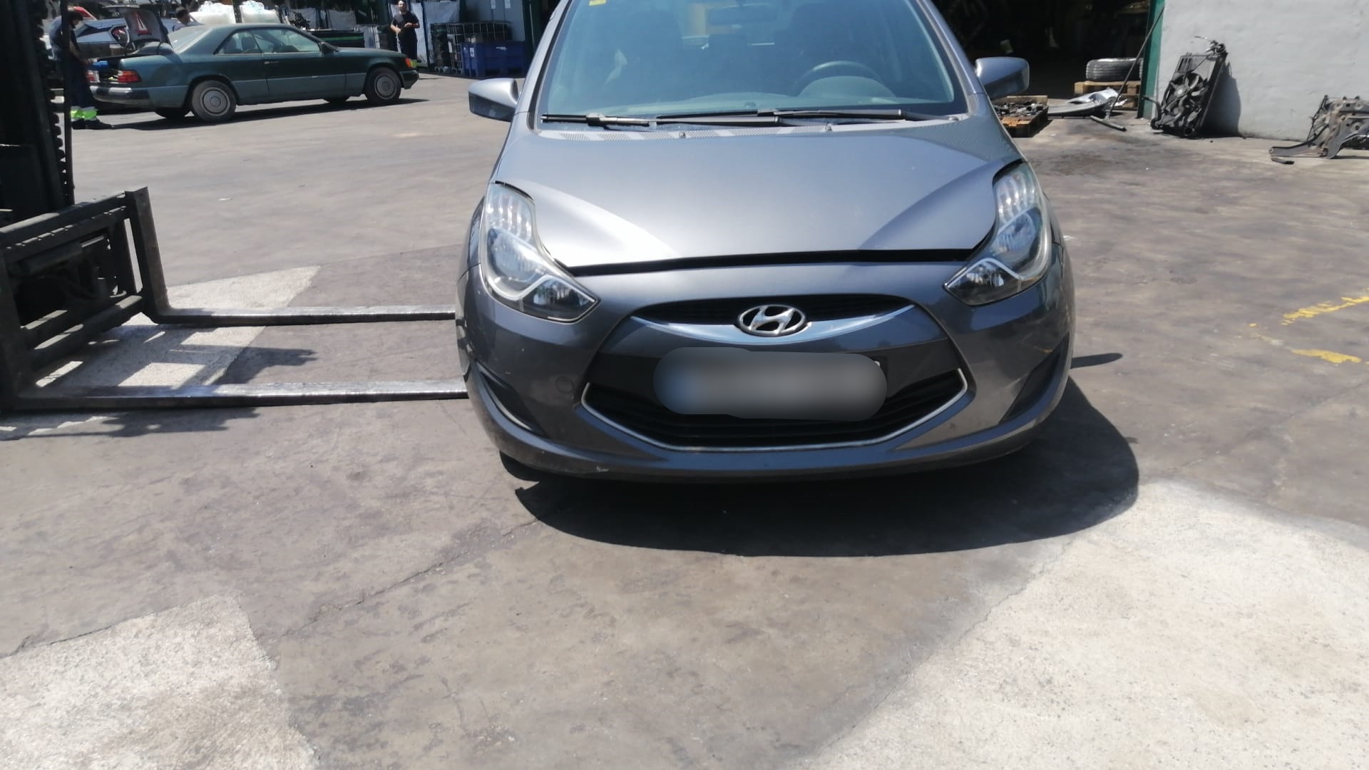 HYUNDAI ix20 1 generation (2010-2020) Galinis dangtis 737001K000 18351398