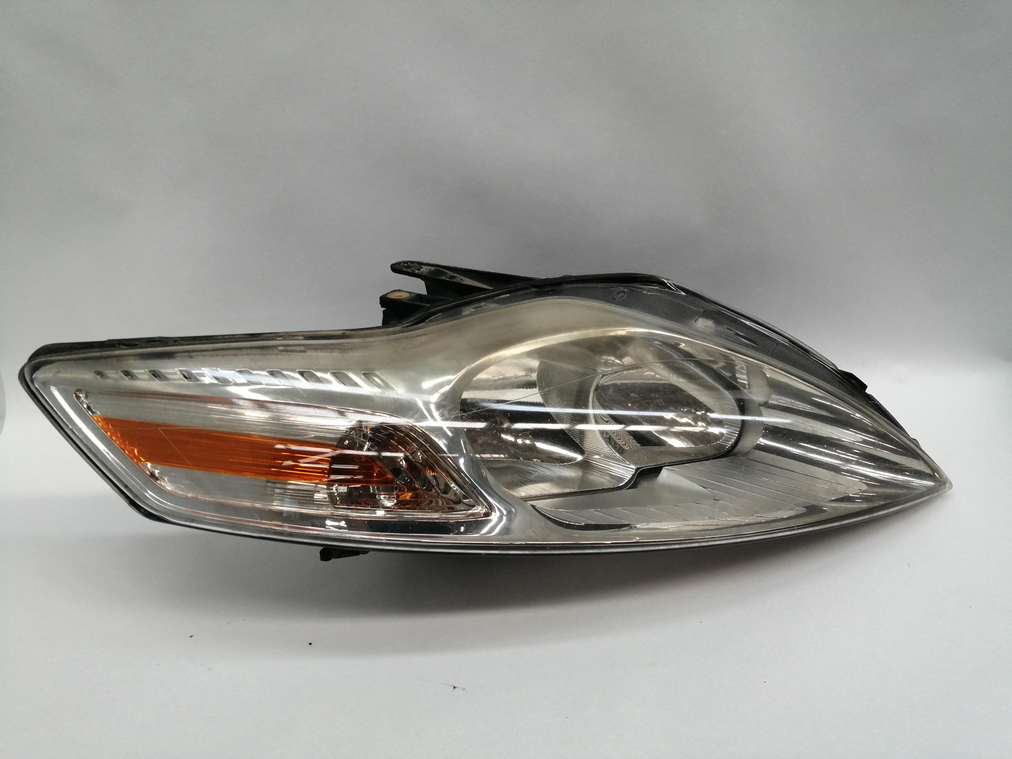 FORD Mondeo 4 generation (2007-2015) Front Headlights Set 1716622 25348174