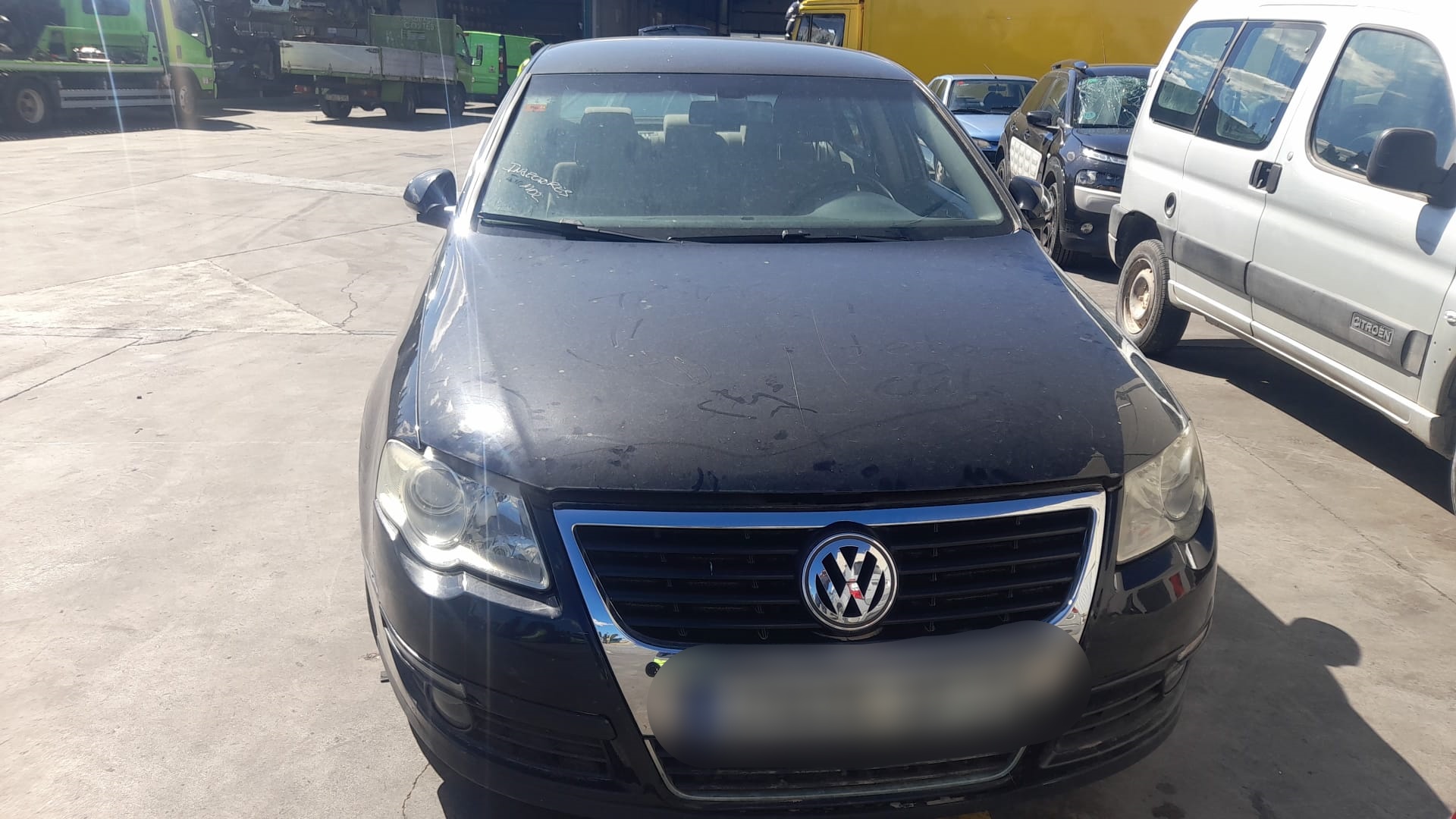 VOLKSWAGEN Passat B6 (2005-2010) Двигатель BKP 24676514