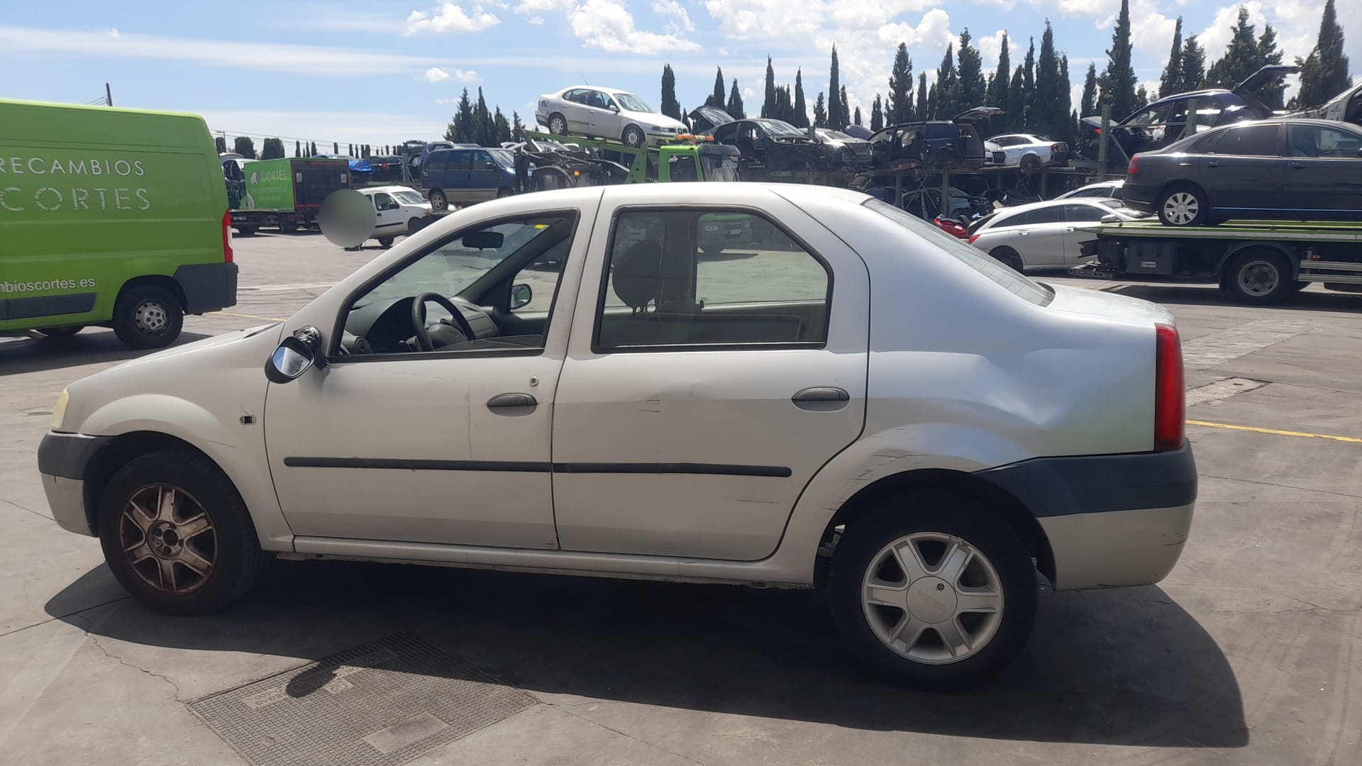 MAZDA Logan 1 generation (2004-2012) Помпа за климатик 926000097R 20142112