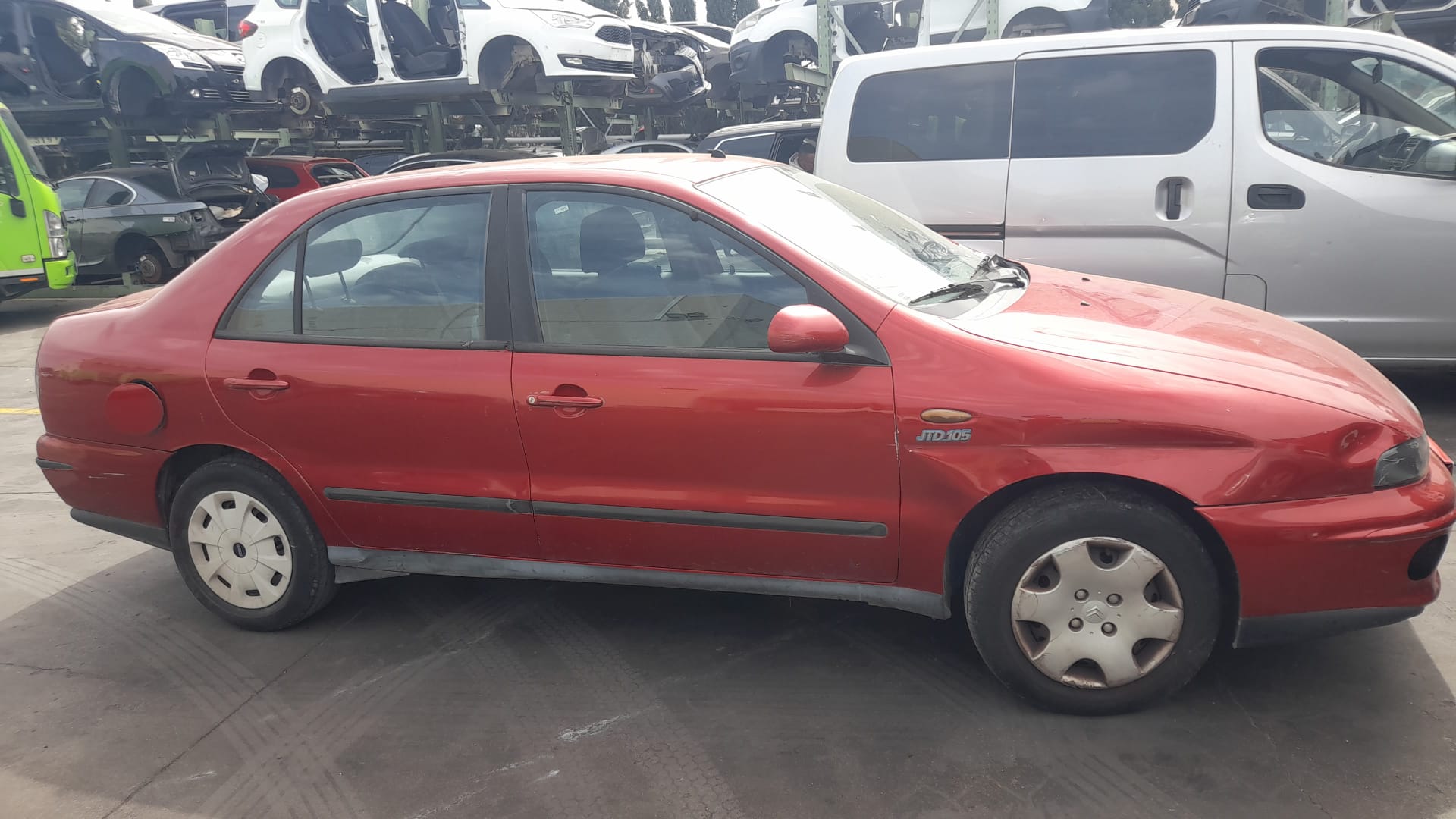 FIAT Marea 1 generation (1996-2001) Bal első fényszóró 46524480 24463335