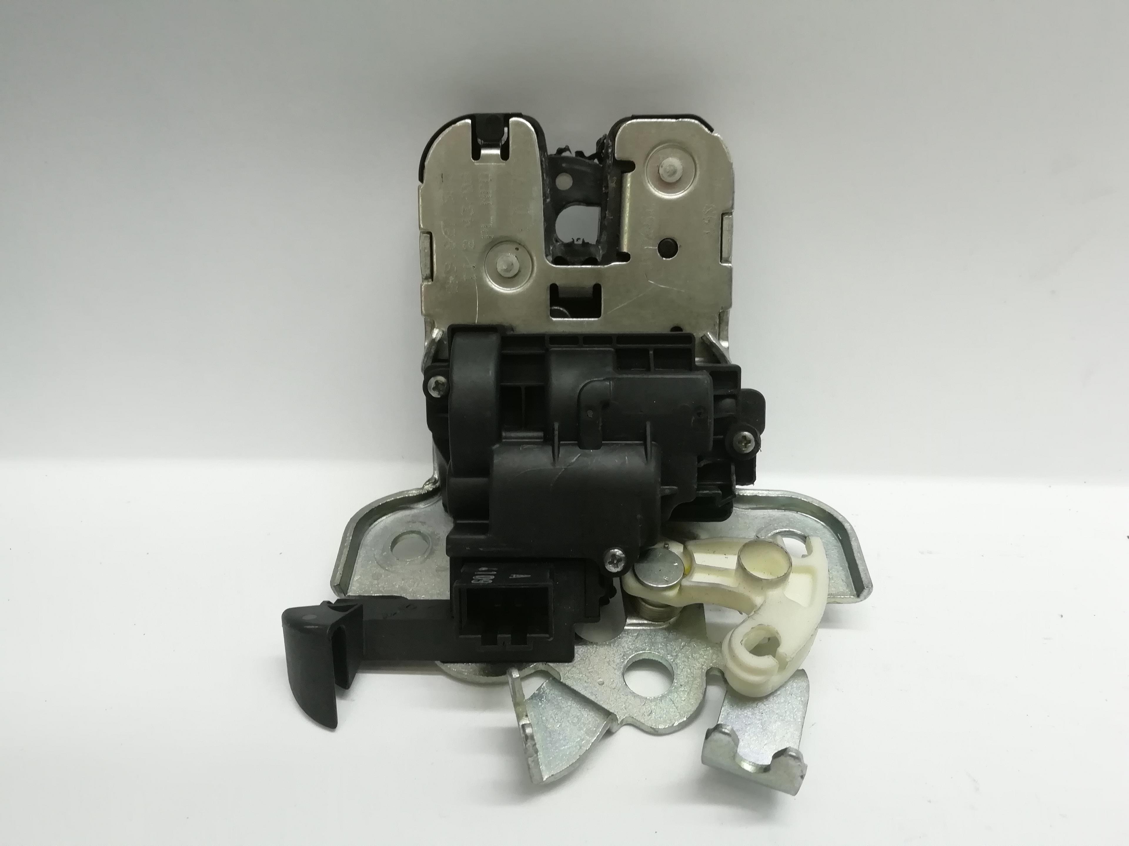 AUDI A5 Sportback 8T (2009-2011) Замок крышки багажника 8K9827505A 25186205