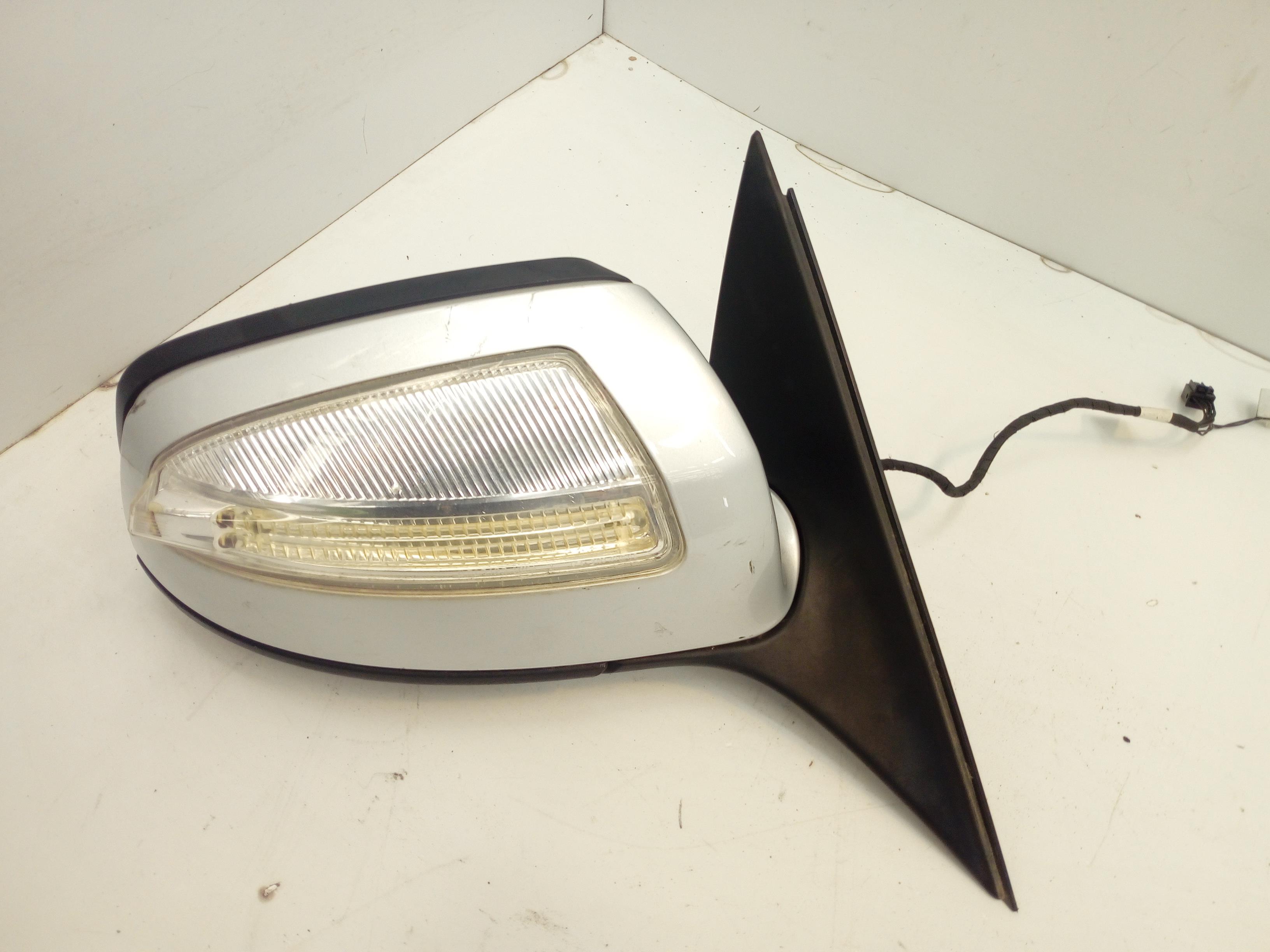 MERCEDES-BENZ C-Class W204/S204/C204 (2004-2015) Right Side Wing Mirror A2048100476 25583628