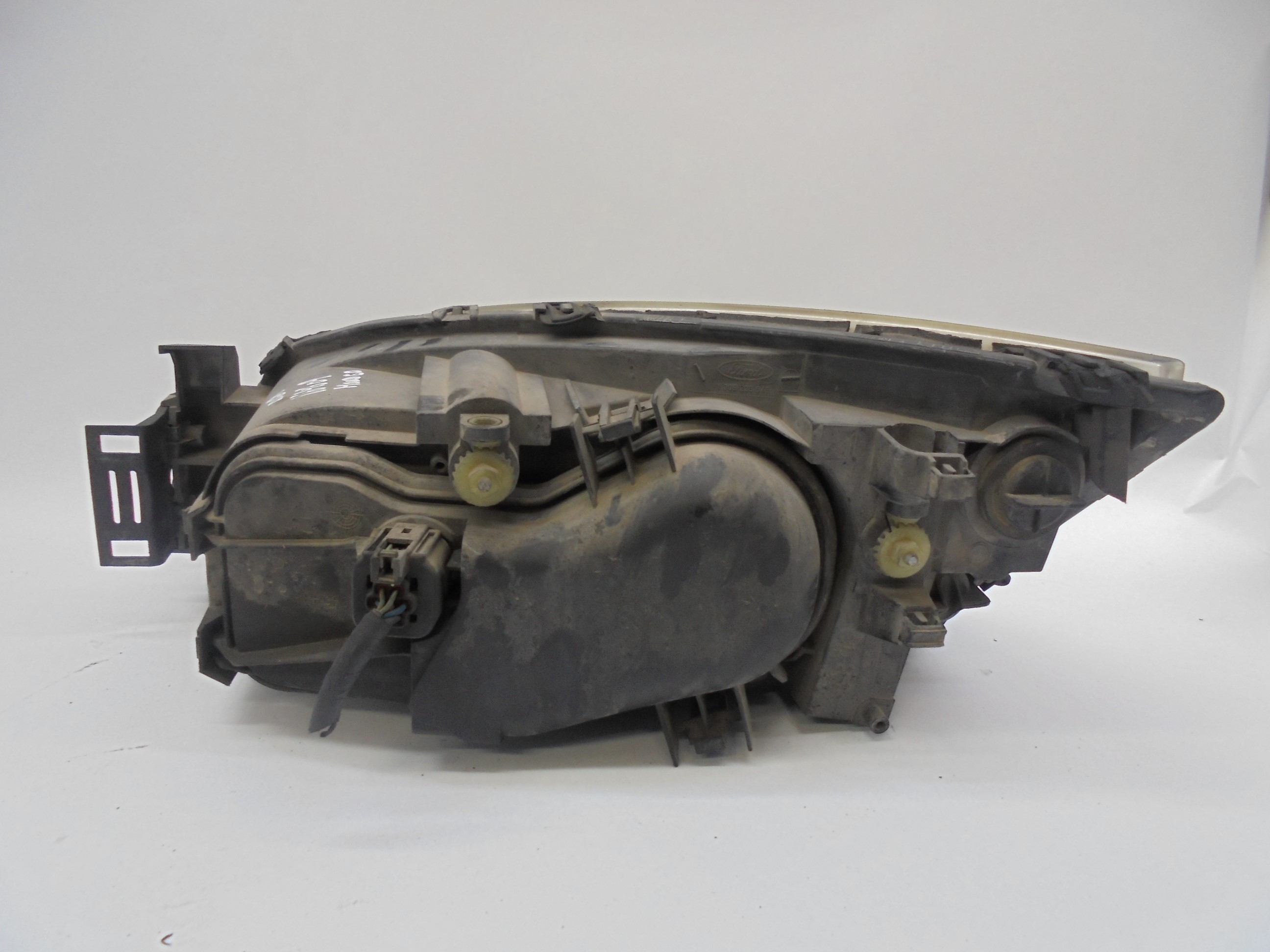 FORD Mondeo 3 generation (2000-2007) Front Right Headlight 1435619 18635825