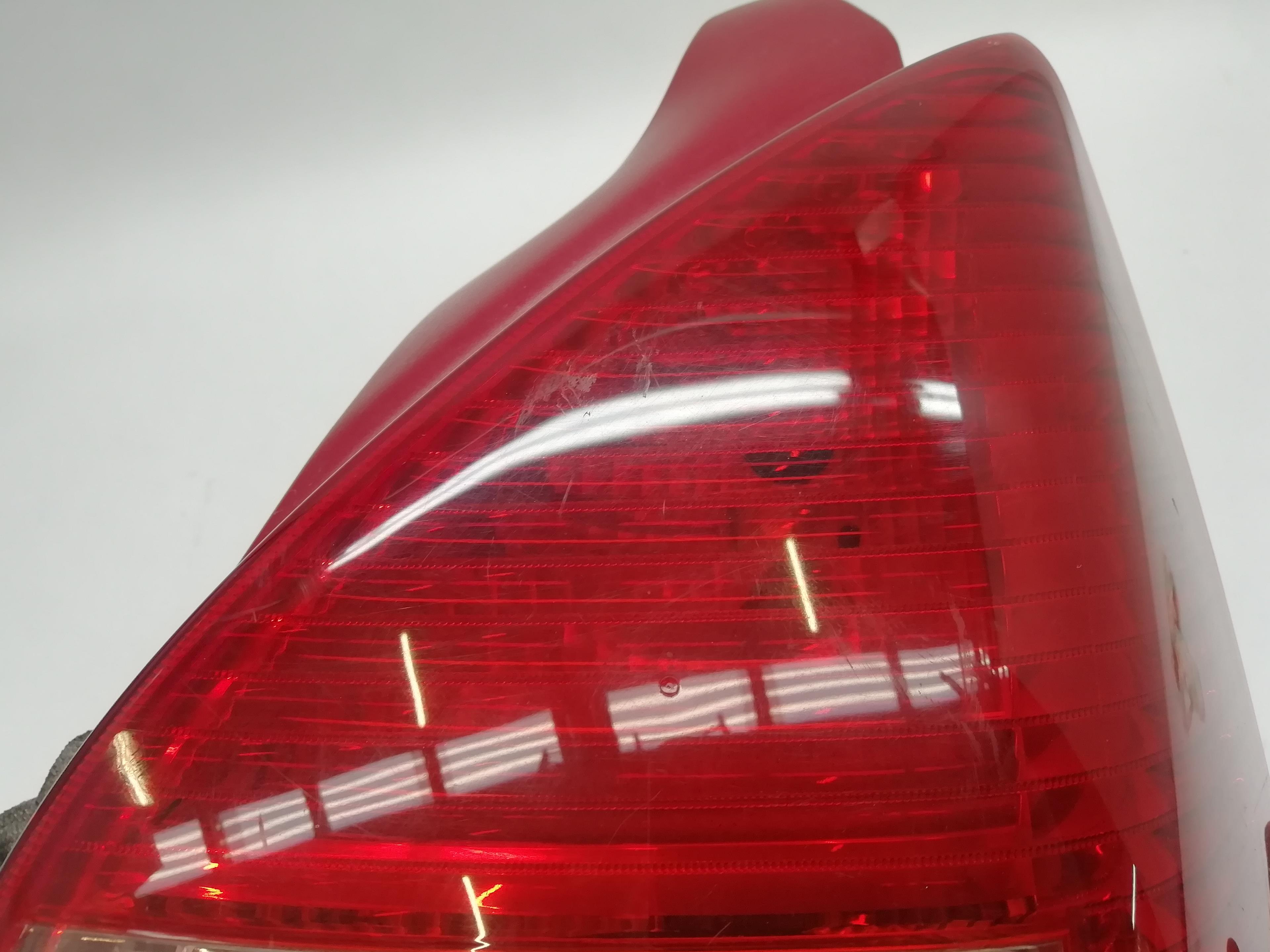 CITROËN C2 1 generation (2003-2009) Rear Right Taillight Lamp 6351S7 25187377