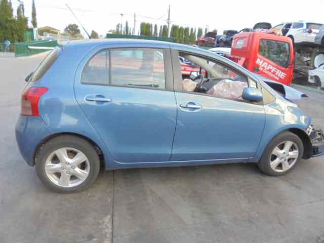 TOYOTA Yaris 2 generation (2005-2012) Стеклоподъемник передней левой двери 698200D041 18412063