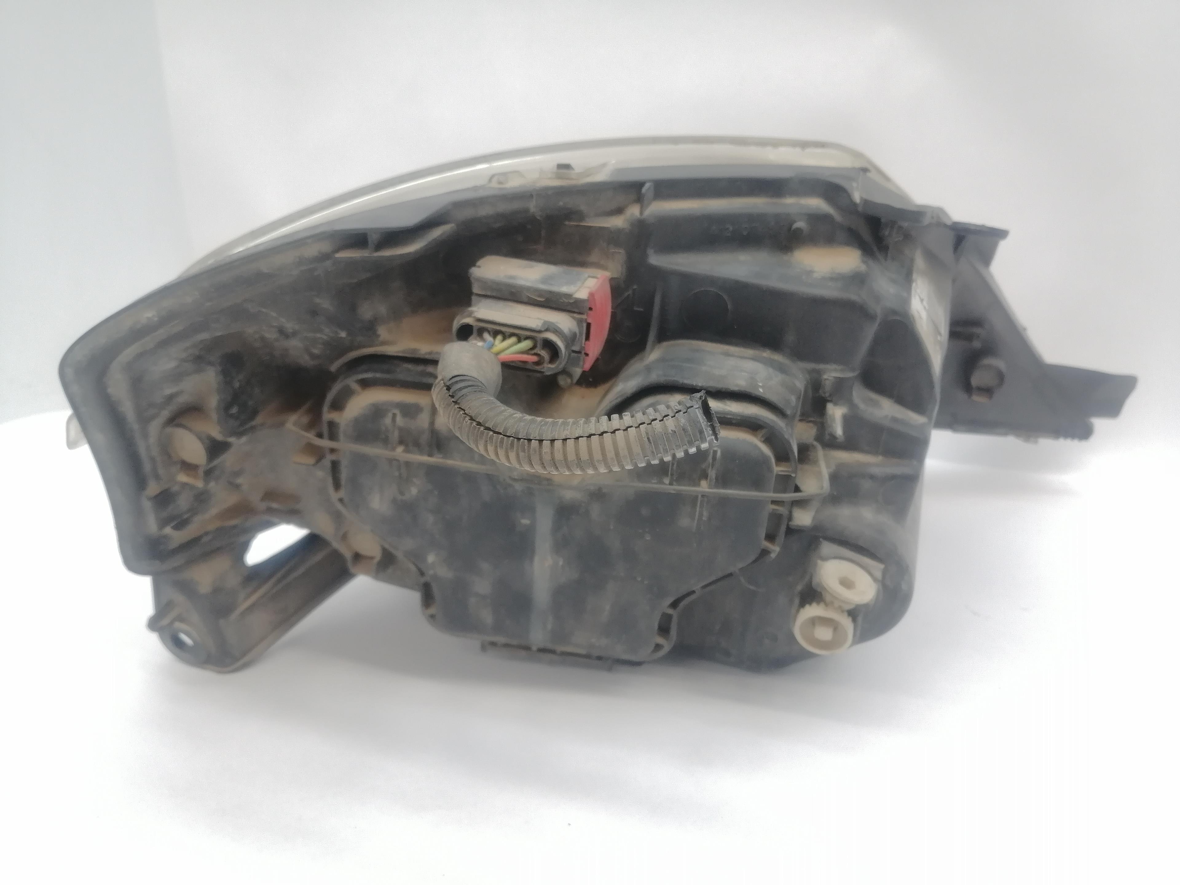 TOYOTA 1 generation (1998-2006) Vasen etuvalo 620885 25706115