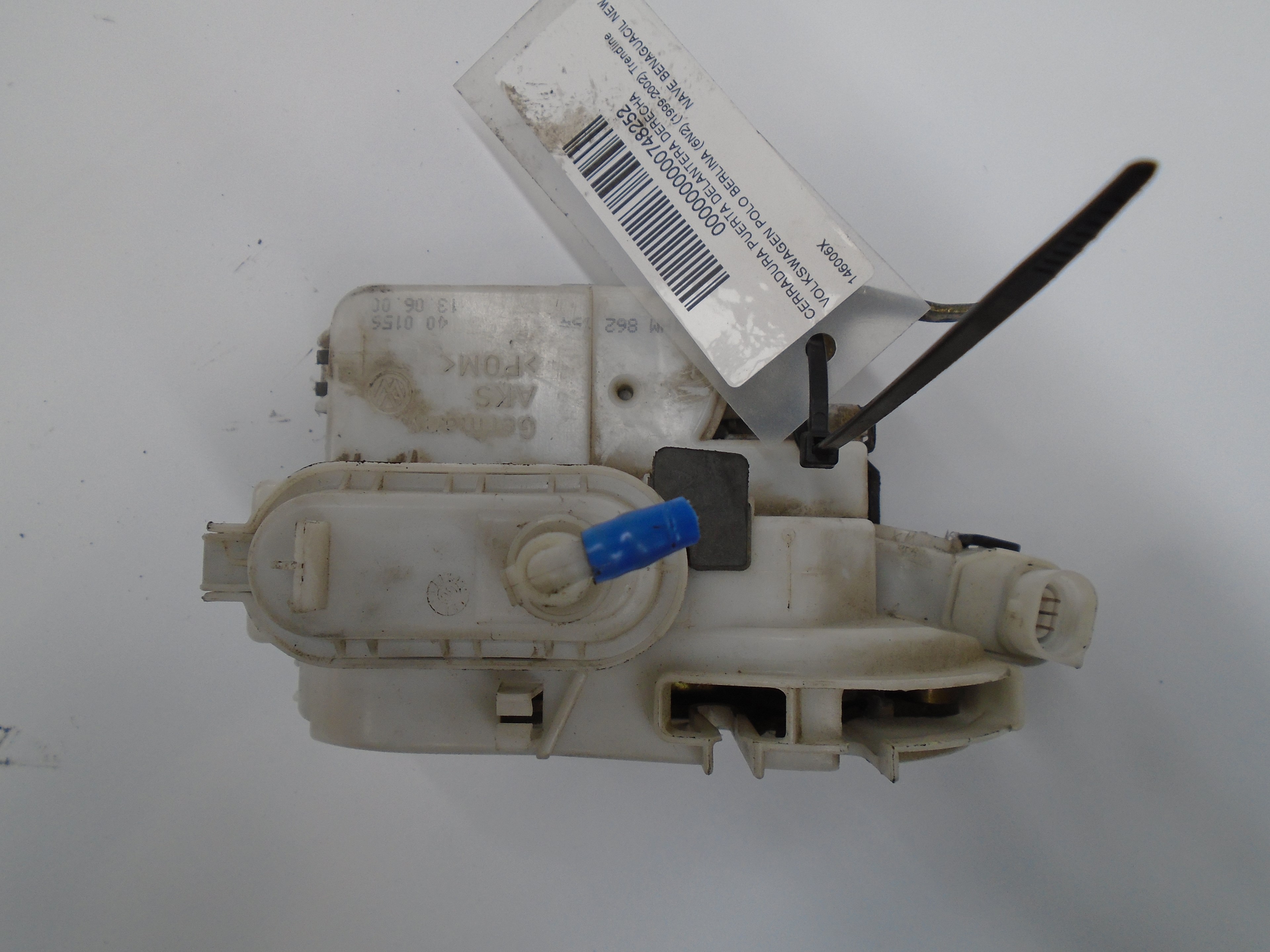 NISSAN Polo 3 generation (1994-2002) Front Right Door Lock 6N1837016E 18495883