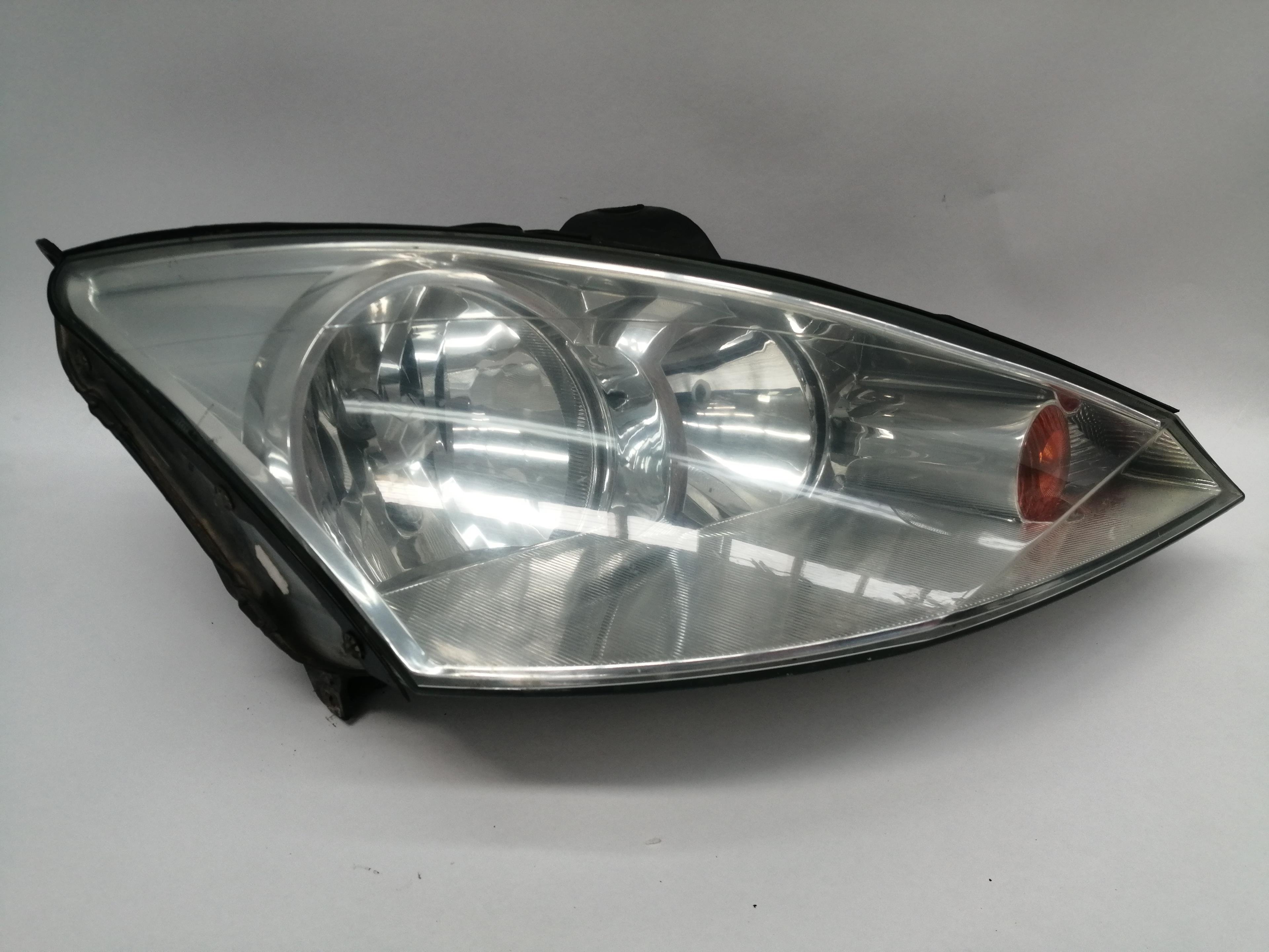 FORD Focus 1 generation (1998-2010) Front Right Headlight 1343653 25267996