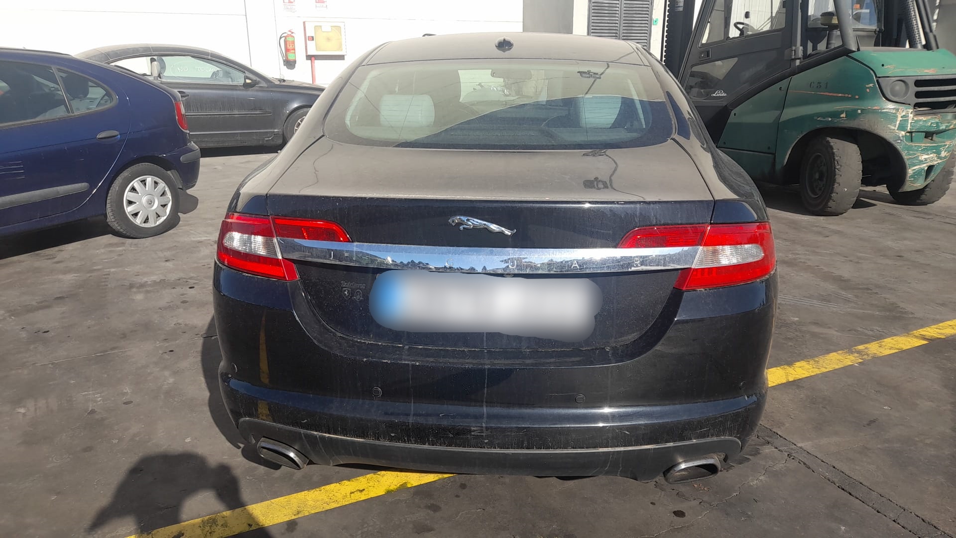 JAGUAR XF 1 generation  (2011-2016) Боне C2Z4893 24019501