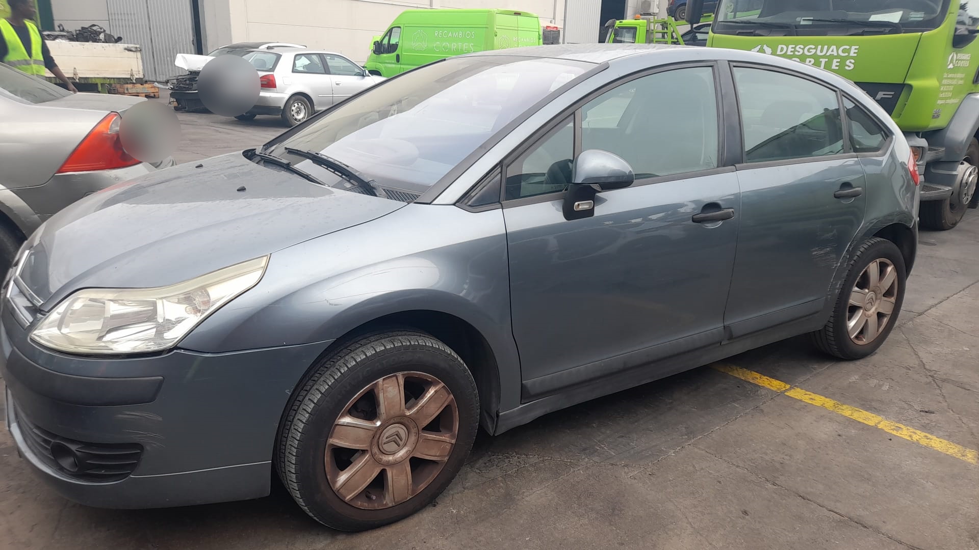 CITROËN C4 1 generation (2004-2011) Priekšējās kreisās durvis 9002W0 25357151