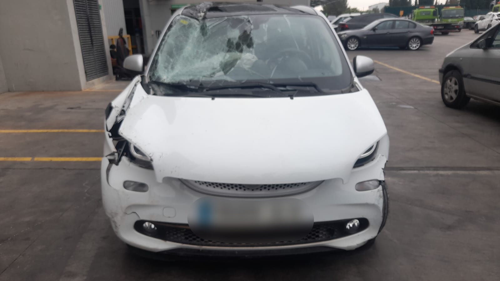 SMART Forfour 2 generation (2015-2023) Заден рафт за пакети A4538681700 25391614