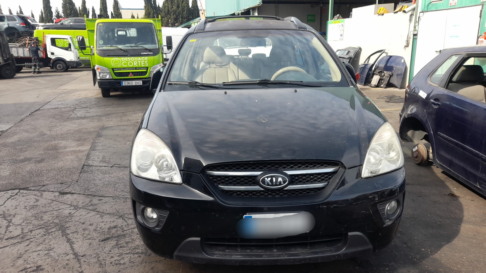 KIA Carens Priekšējais bamperis 865111D050 24546868