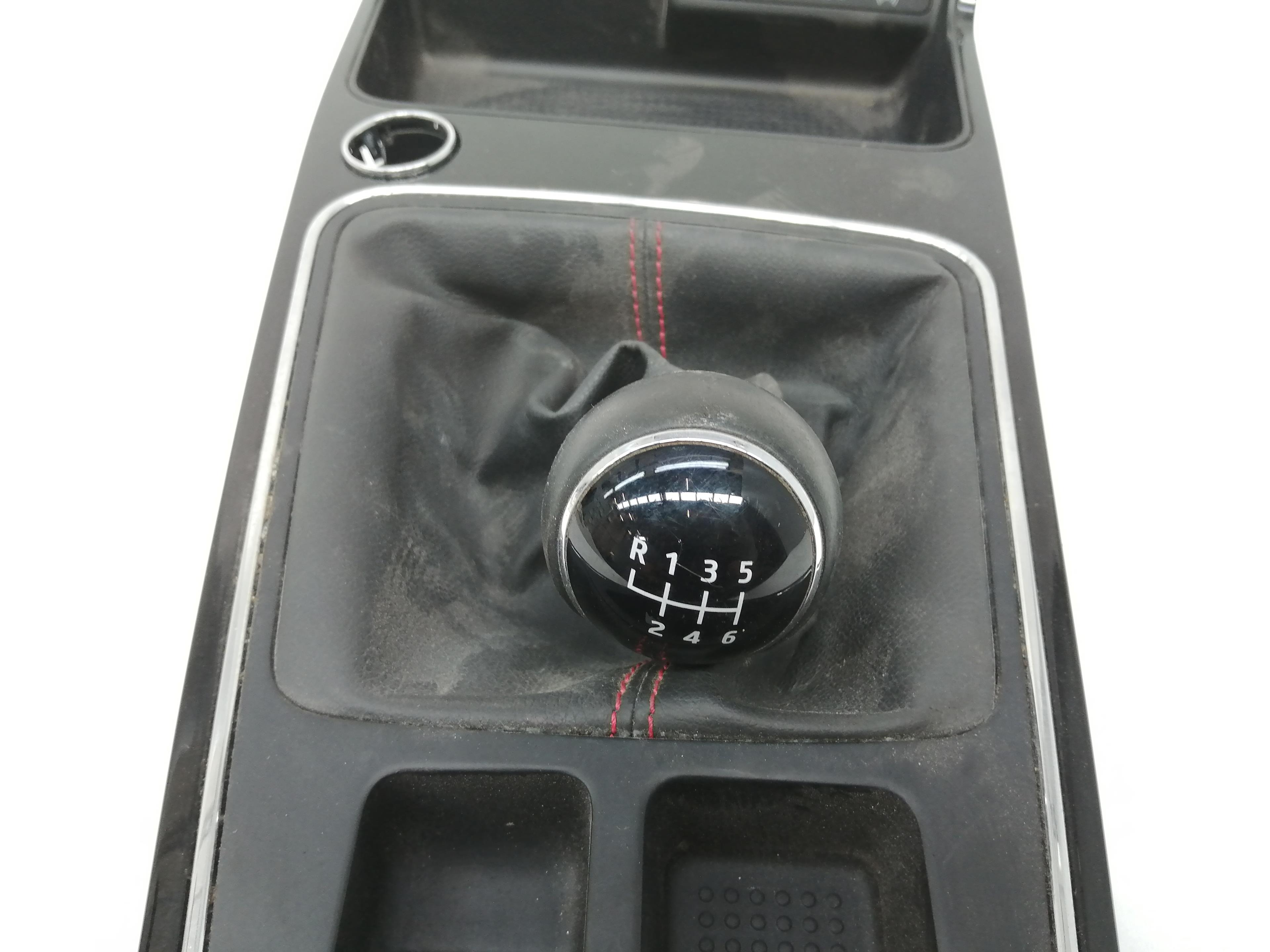 SEAT Toledo 3 generation (2004-2010) Gear Shifting Knob 5Q0711049BK 18510645