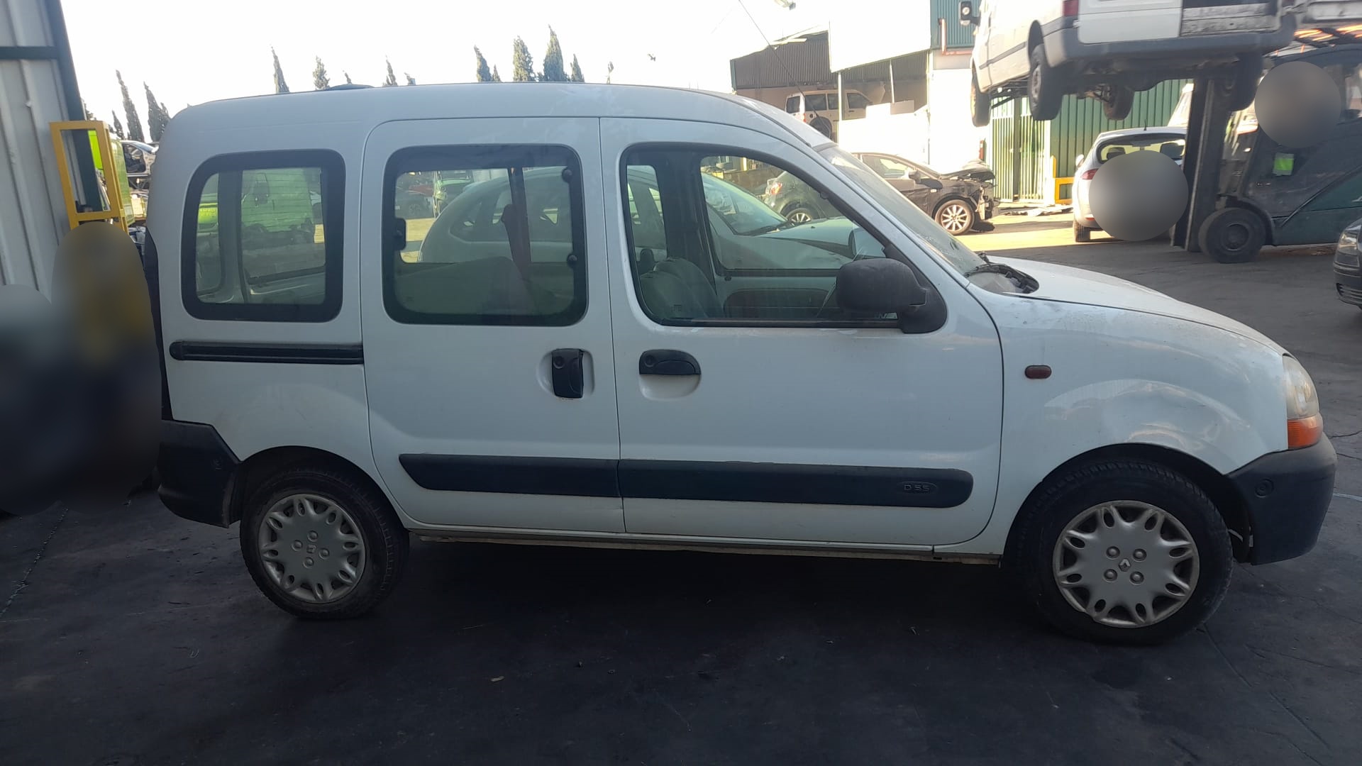 ASTON MARTIN Kangoo 1 generation (1998-2009) Преден десен предпазен колан 8200739966 24018243