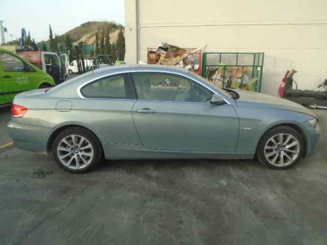 BMW 3 Series E90/E91/E92/E93 (2004-2013) Priekšējo labo durvju logu pacēlājs 51337193456 18466262