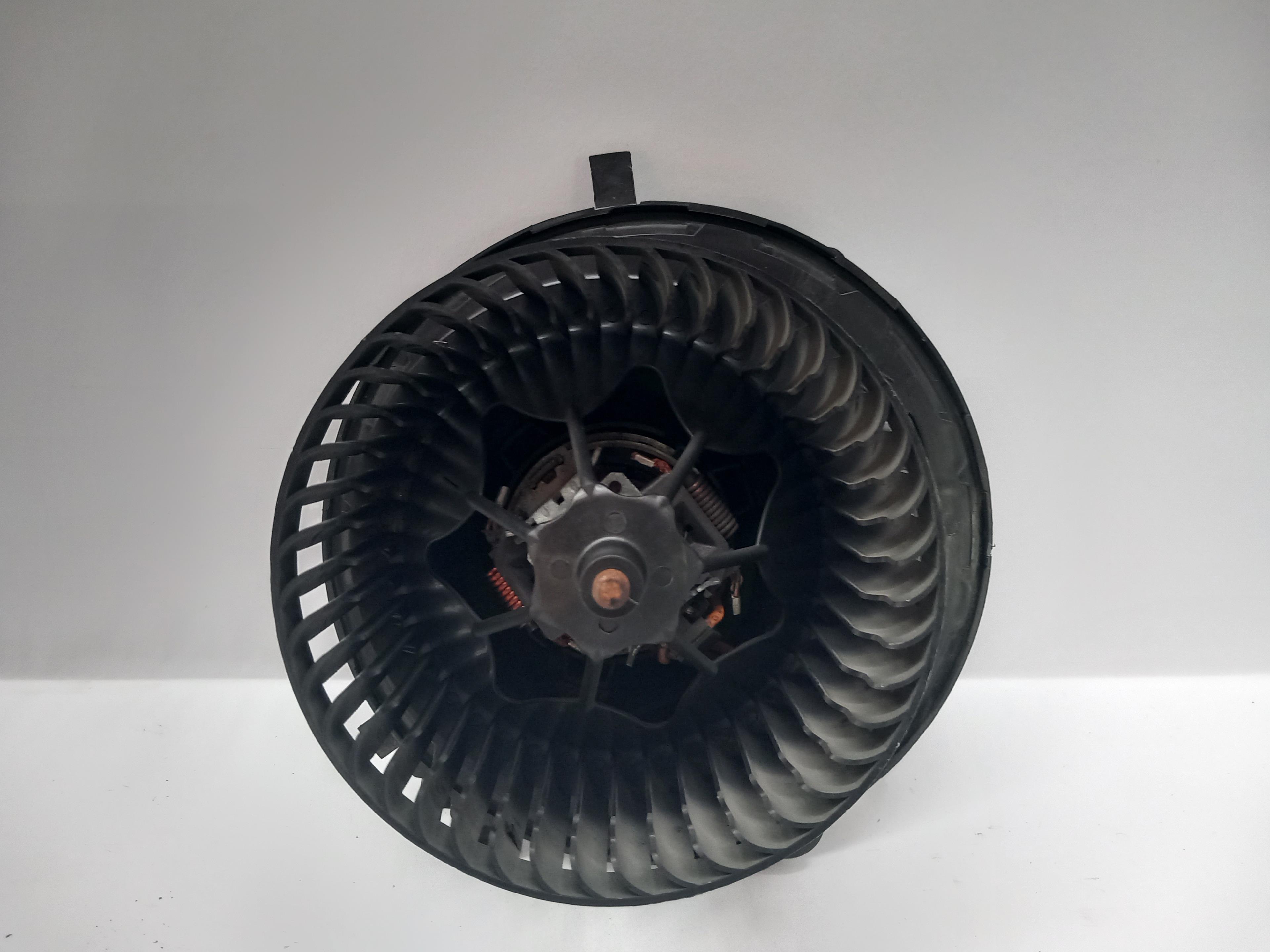 SEAT Alhambra 2 generation (2010-2021) Heater Blower Fan 5Q1819021B 25186232