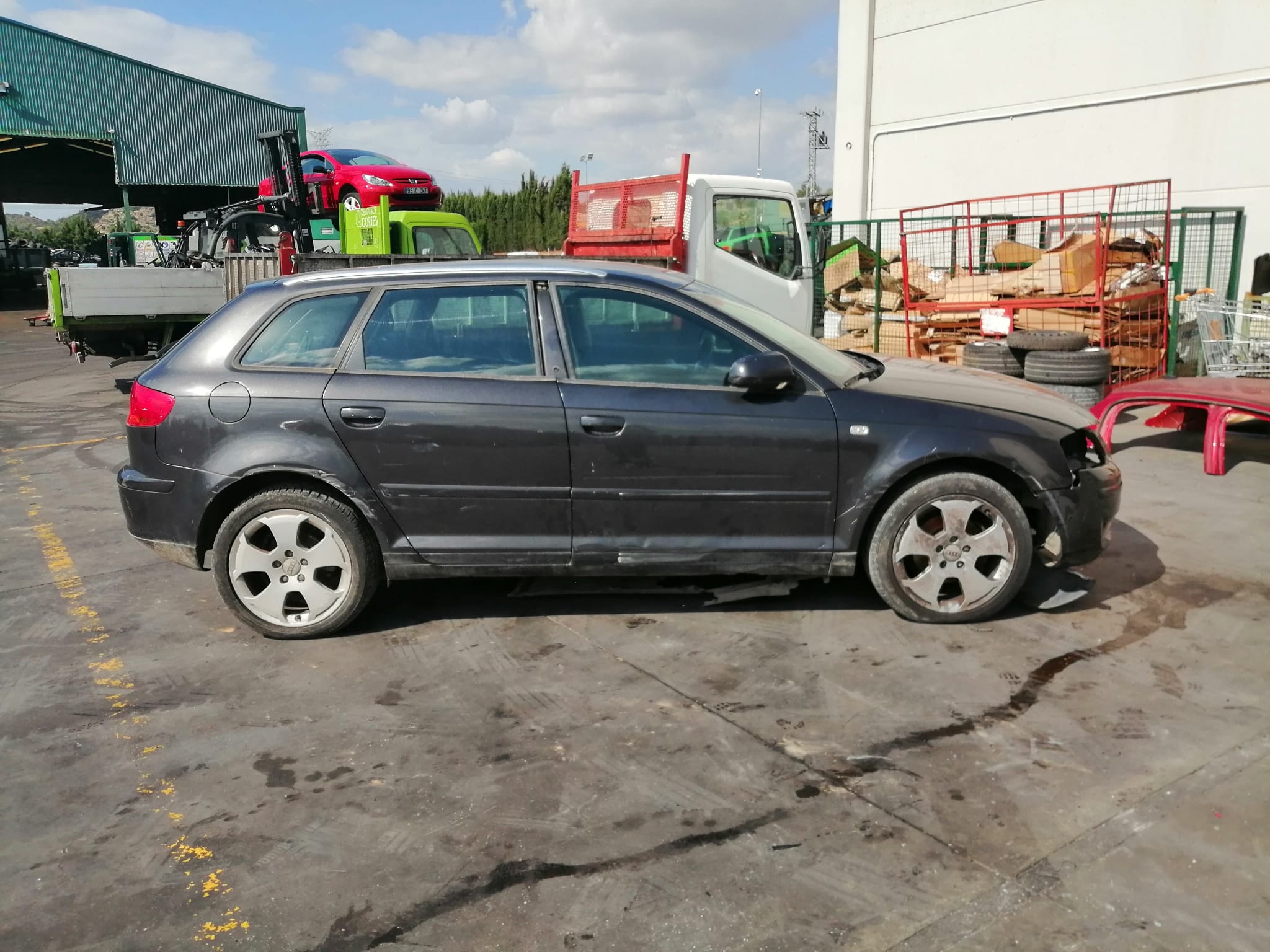 AUDI A2 8Z (1999-2005) Autre partie 8P4959802B, 0130822263 21448615