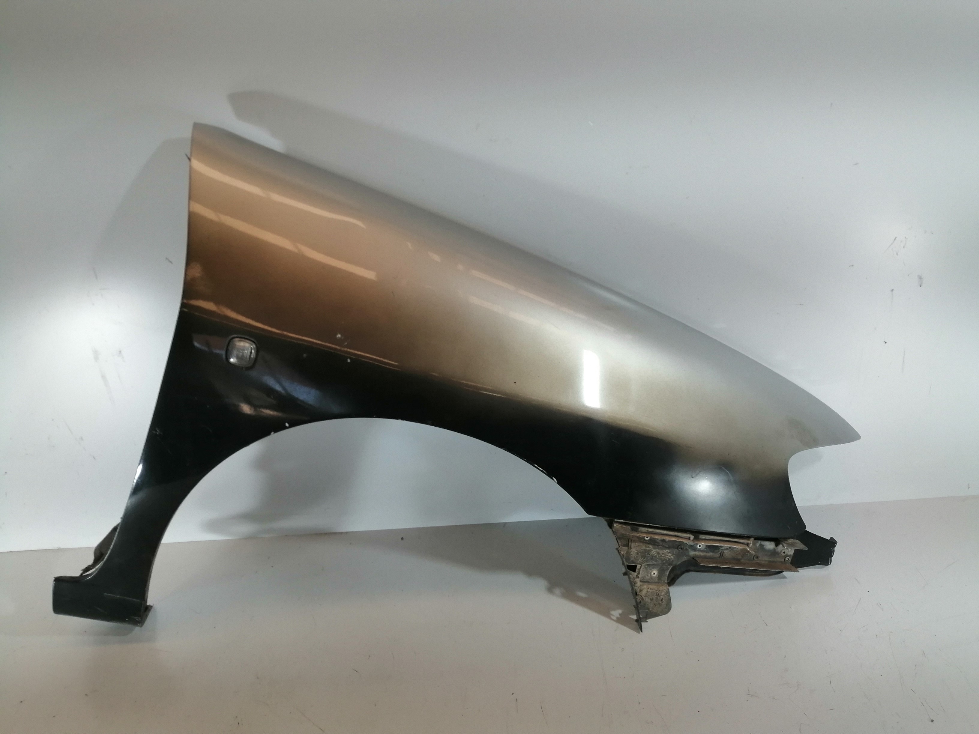 SEAT Ibiza 2 generation (1993-2002) Front Right Fender 6K0821022D 18552208