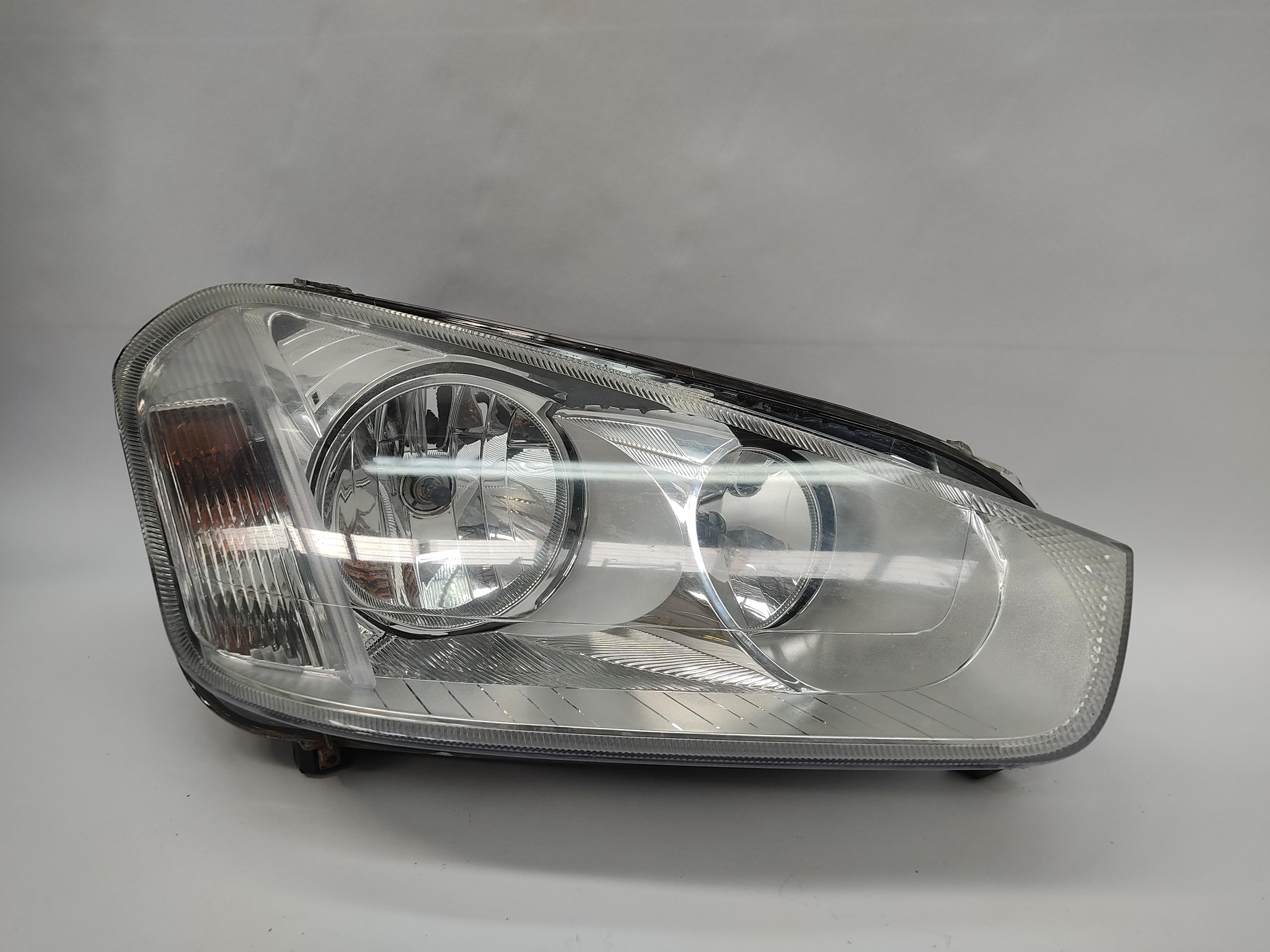 FORD C-Max 1 generation (2003-2010) Front Right Headlight 24285671