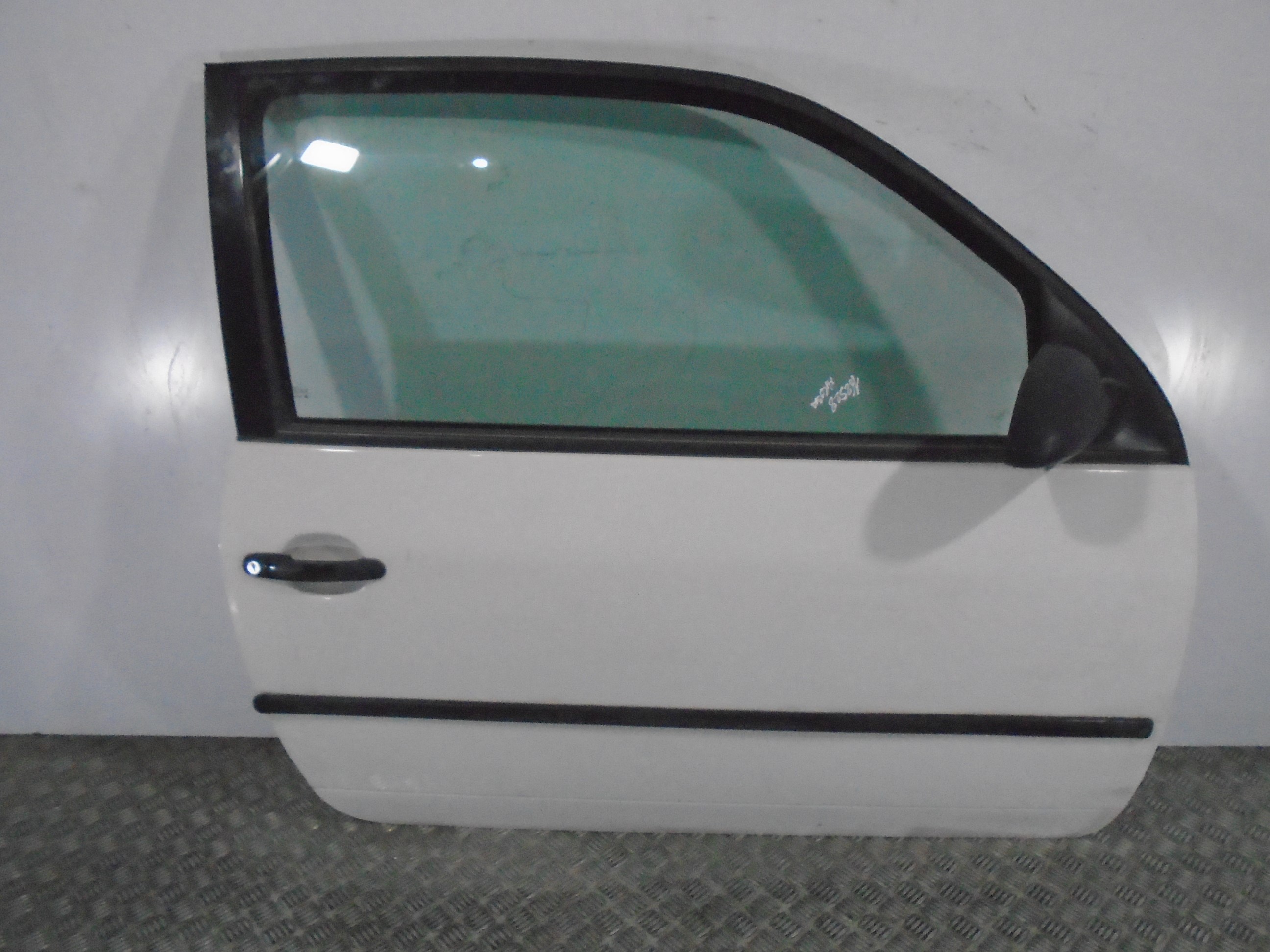 SEAT Arosa 6H (1997-2004) Oikea etuovi 6X3831052AJ 18526718