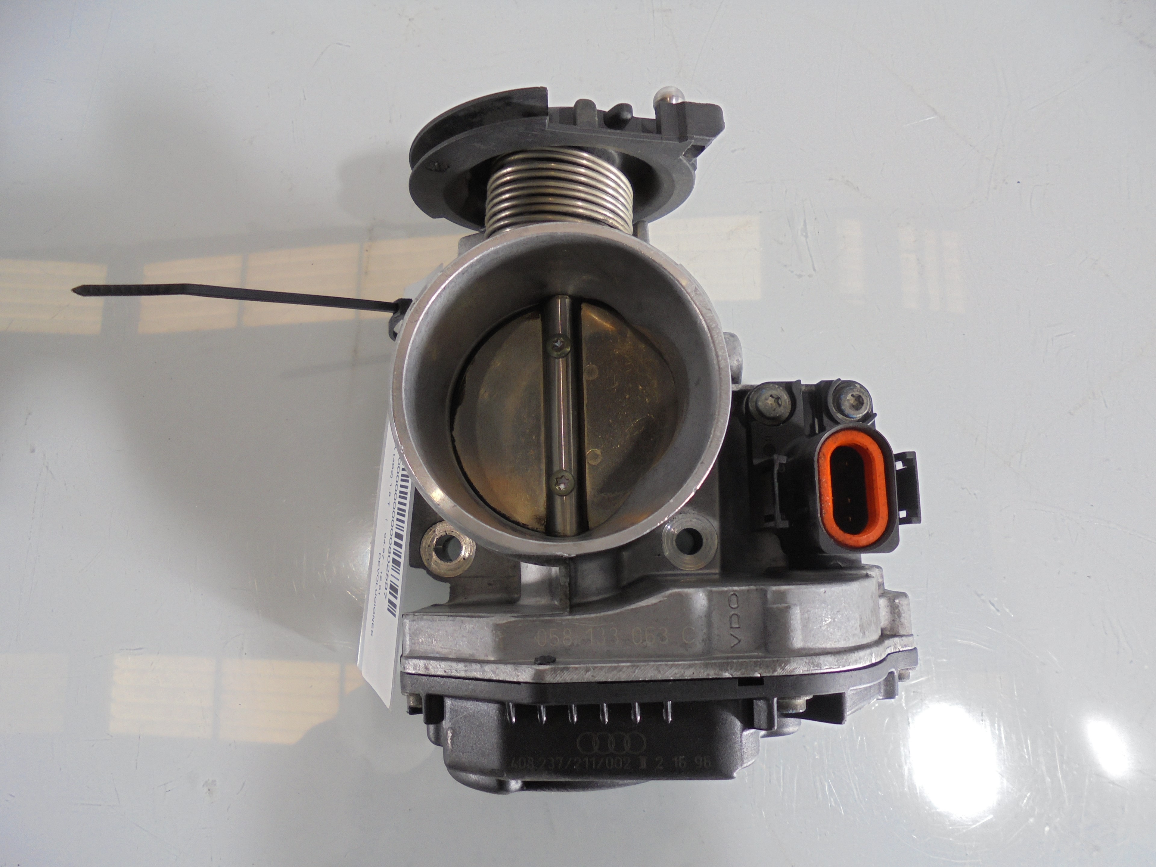 AUDI A3 8L (1996-2003) Throttle Body 058133063H 18525192