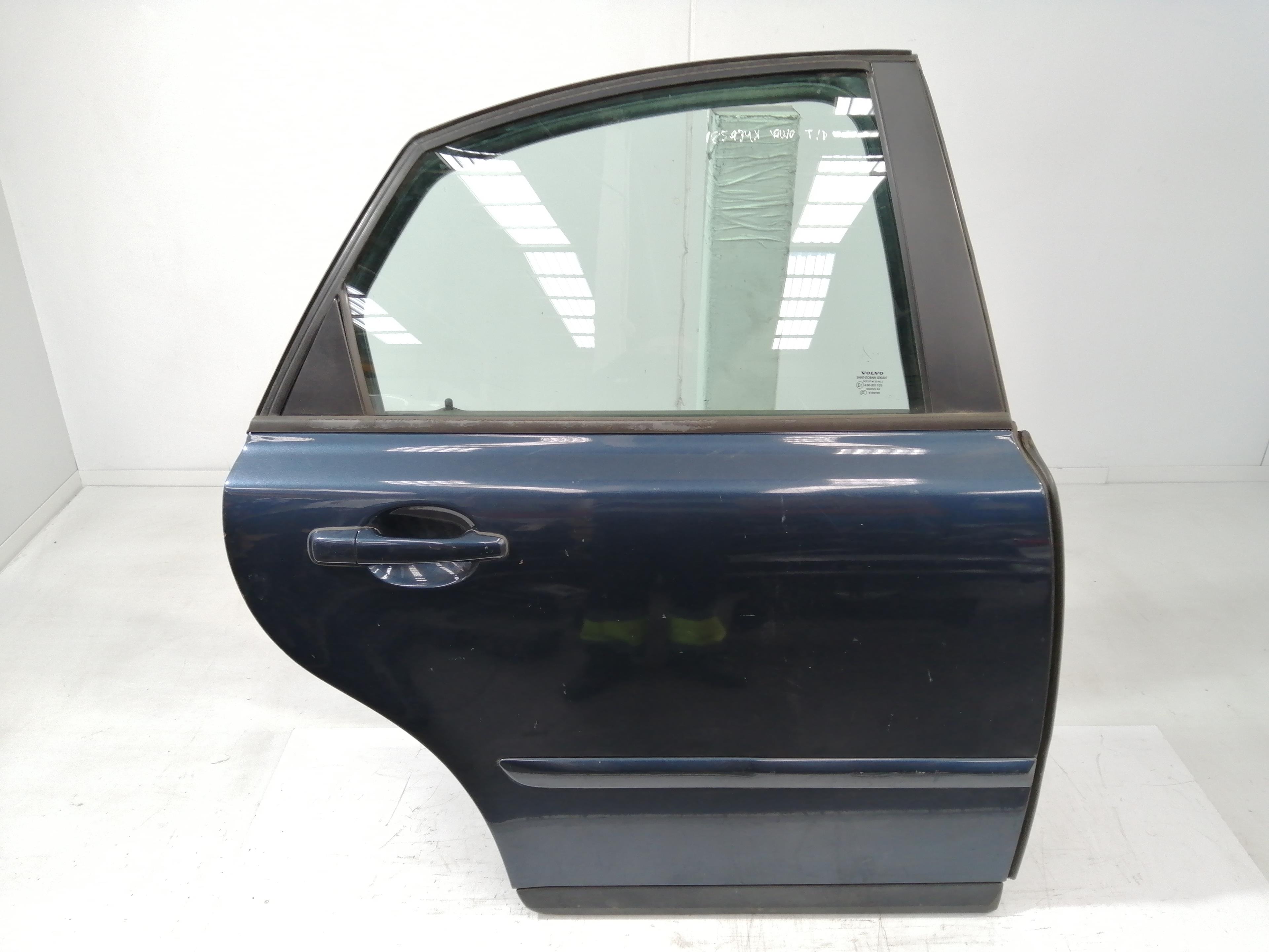 VOLVO S40 1 generation (1996-2004) Rear Right Door 31335462 24285793