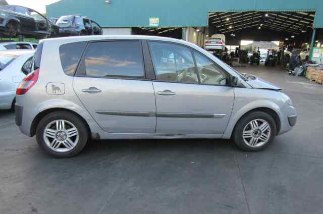 RENAULT Scenic 2 generation (2003-2010) Variklio kompiuteris 0281011275,8200305678 18408590