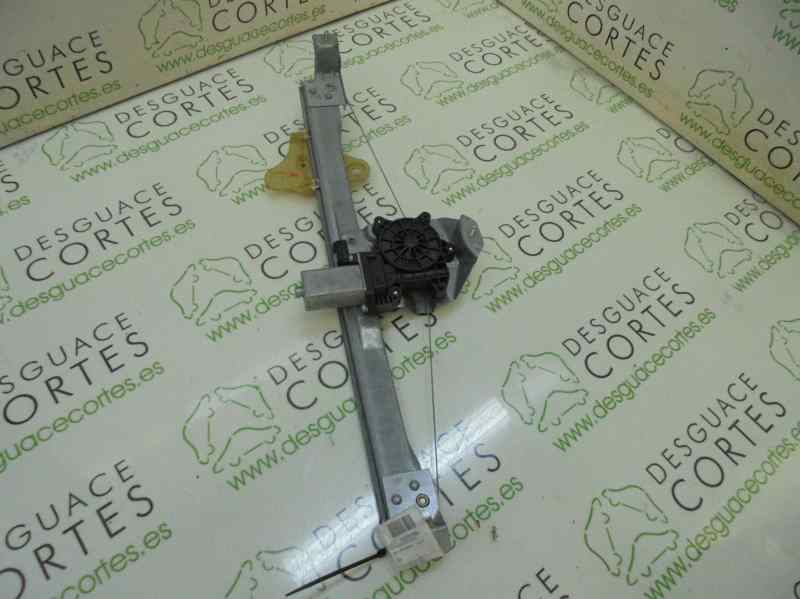 RENAULT Captur 1 generation (2013-2019) Front Right Door Window Regulator 807200713R 18342484