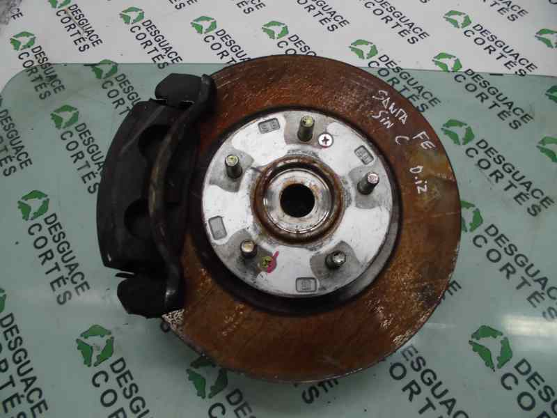 HYUNDAI Santa Fe SM (2000-2013) Moyeu de roue avant gauche 18358660