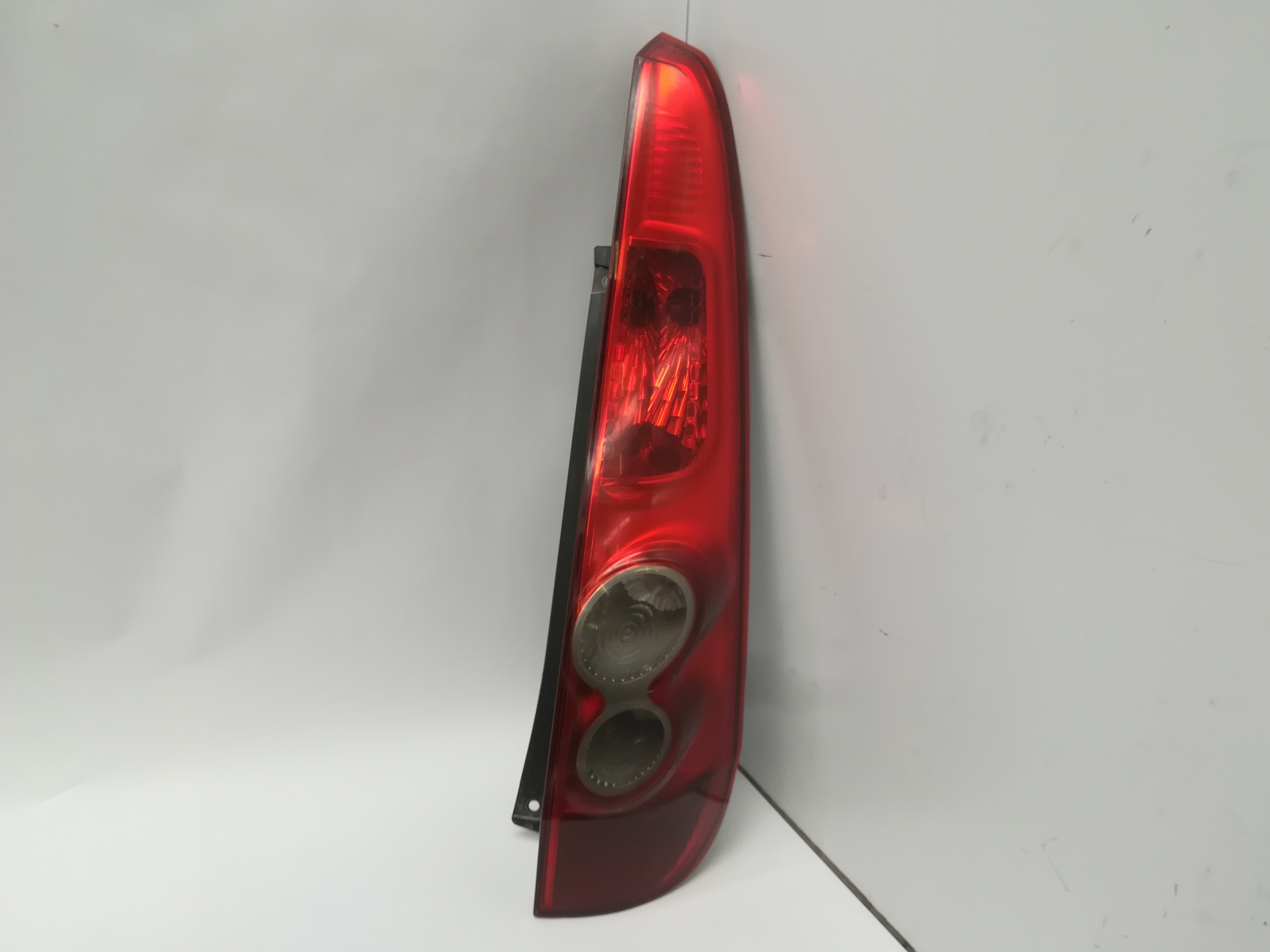 FORD Fiesta 5 generation (2001-2010) Rear Right Taillight Lamp 1437625 18550781