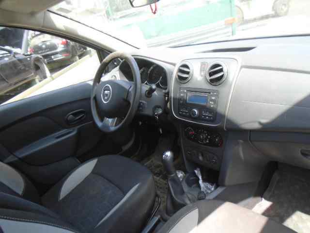 DACIA Sandero 2 generation (2013-2020) Стартер 233007689R 25200881