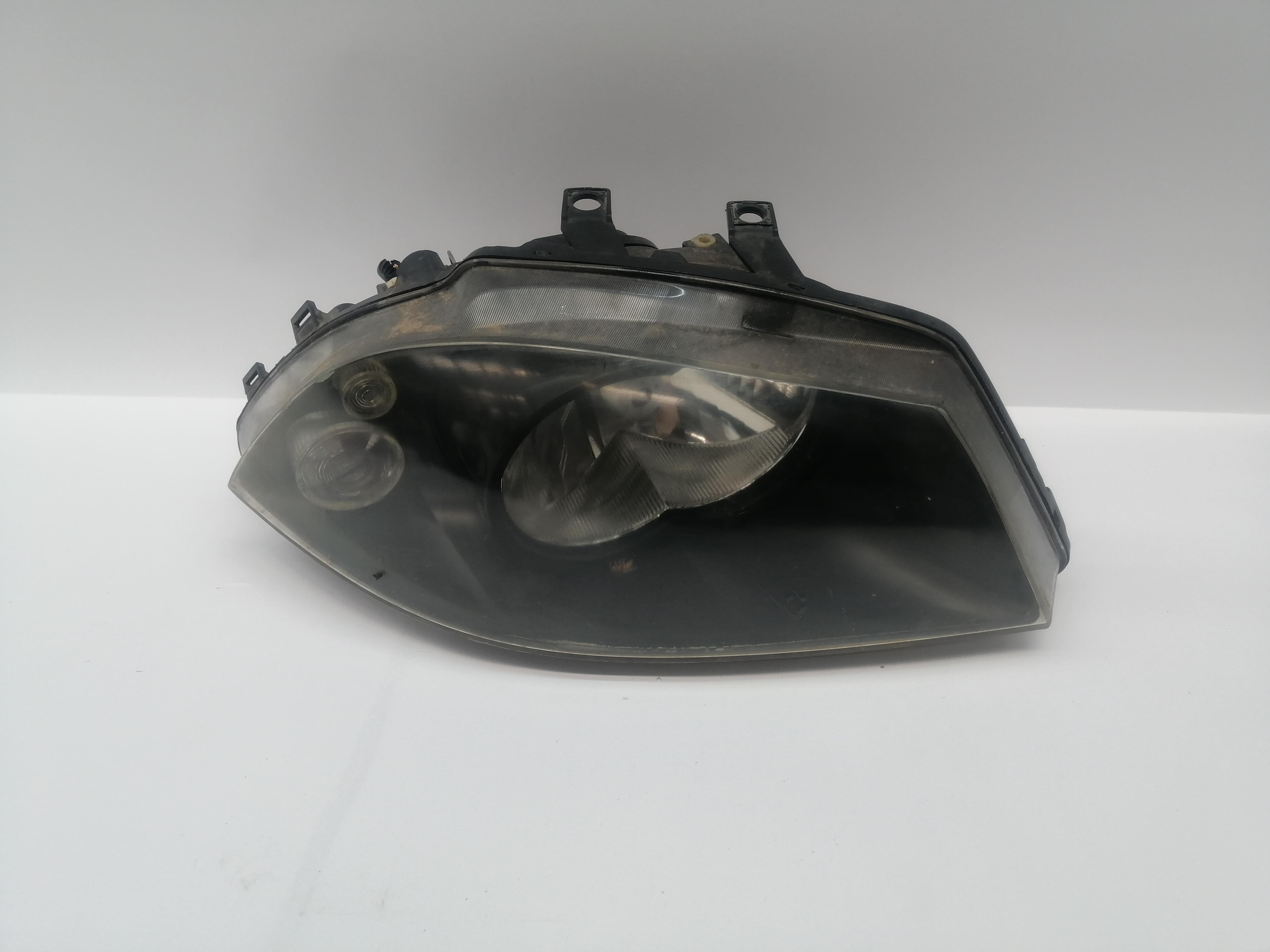 SEAT Ibiza 3 generation (2002-2008) Фара передняя правая 6L1941752M 26587587