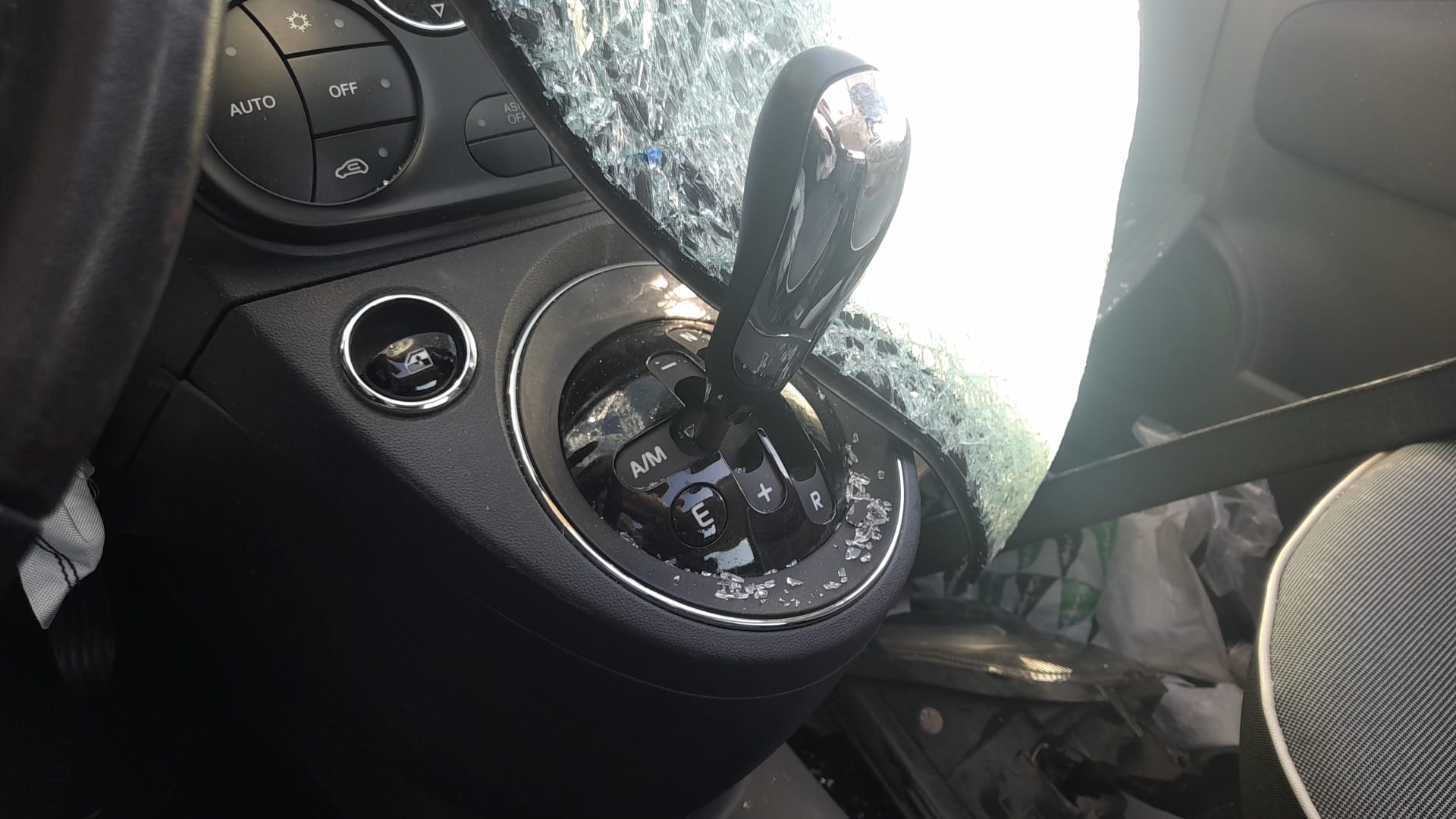 FIAT 500 2 generation (2008-2024) Gear Shifting Knob 51908537 25191411