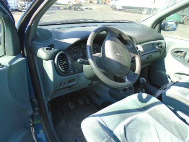 RENAULT Megane 1 generation (1995-2003) Încuietoarea ușă stânga față 7701469180 18450541