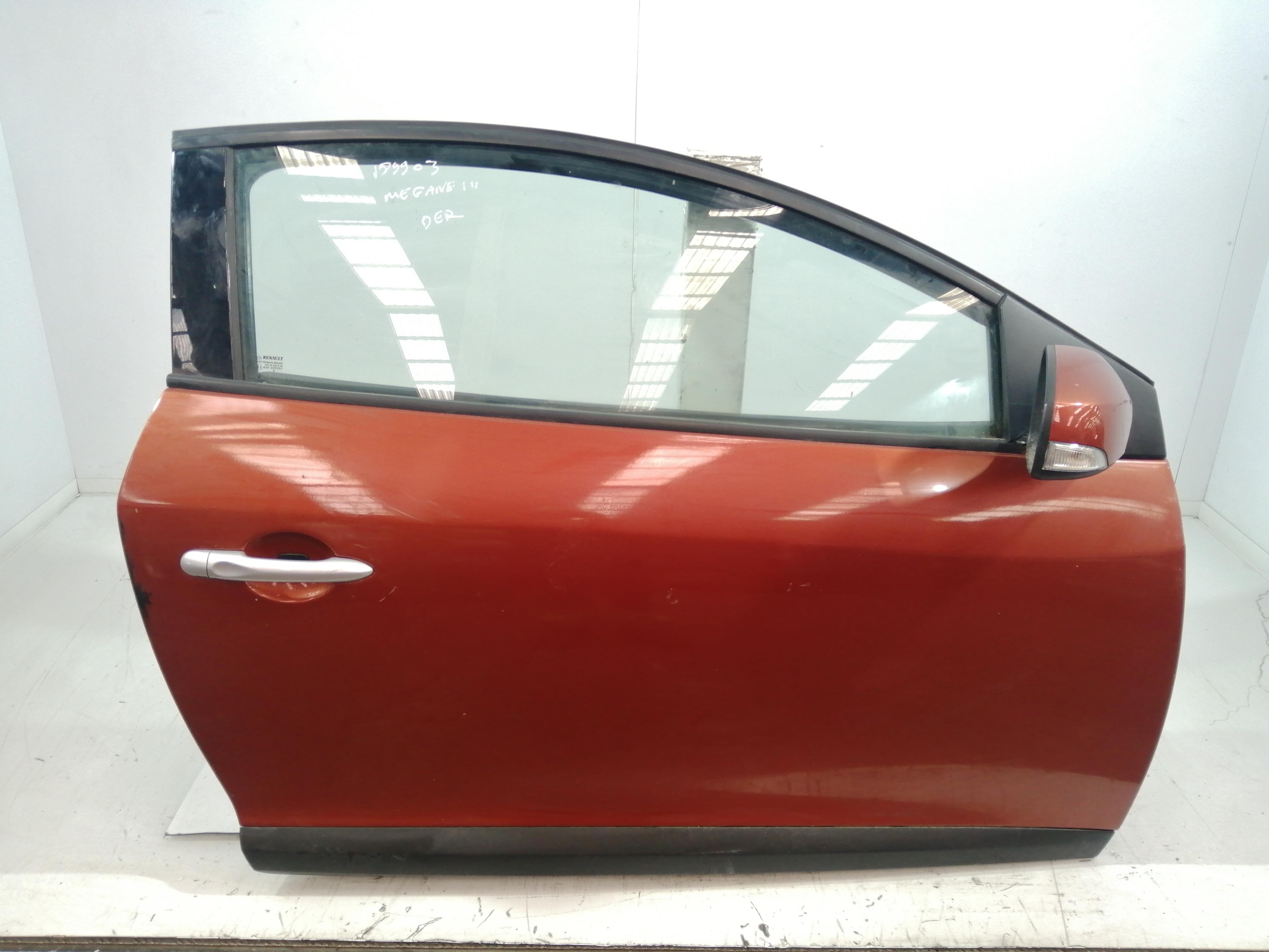 BMW 7 Series F01/F02 (2008-2015) Передняя правая дверь 801001645R 25705102