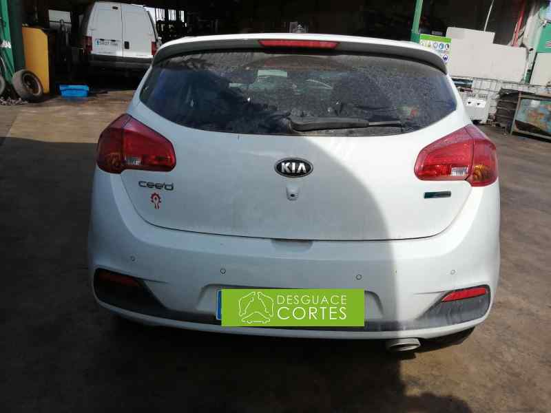 KIA Cee'd 2 generation (2012-2018) Aizmugurējā labā durvju slēdzene 81420A2100 18481821